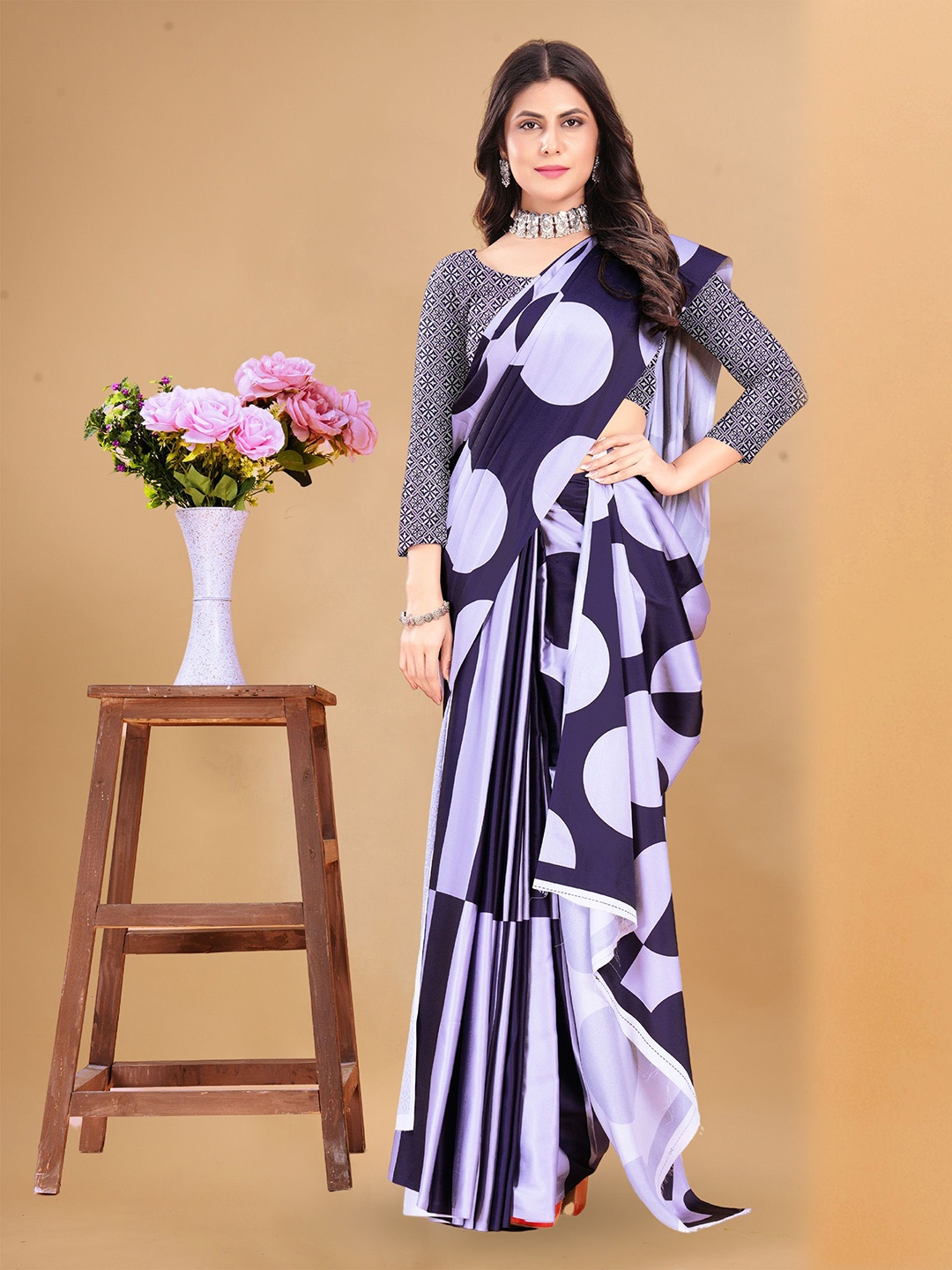 

Anouk Polka Dot Printed Saree With Blouse Piece, Lavender