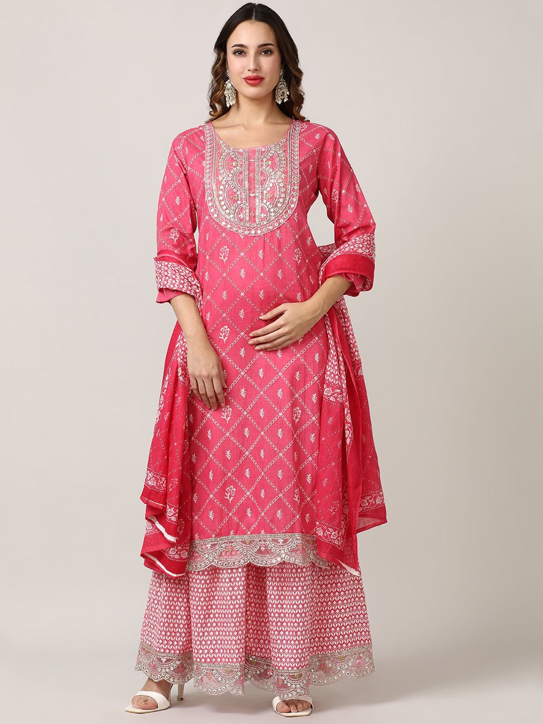 

Jaipur Kurti Women Floral Embroidered Regular Thread Work Pure Cotton Kurta with Sharara & With Dupatta, Pink