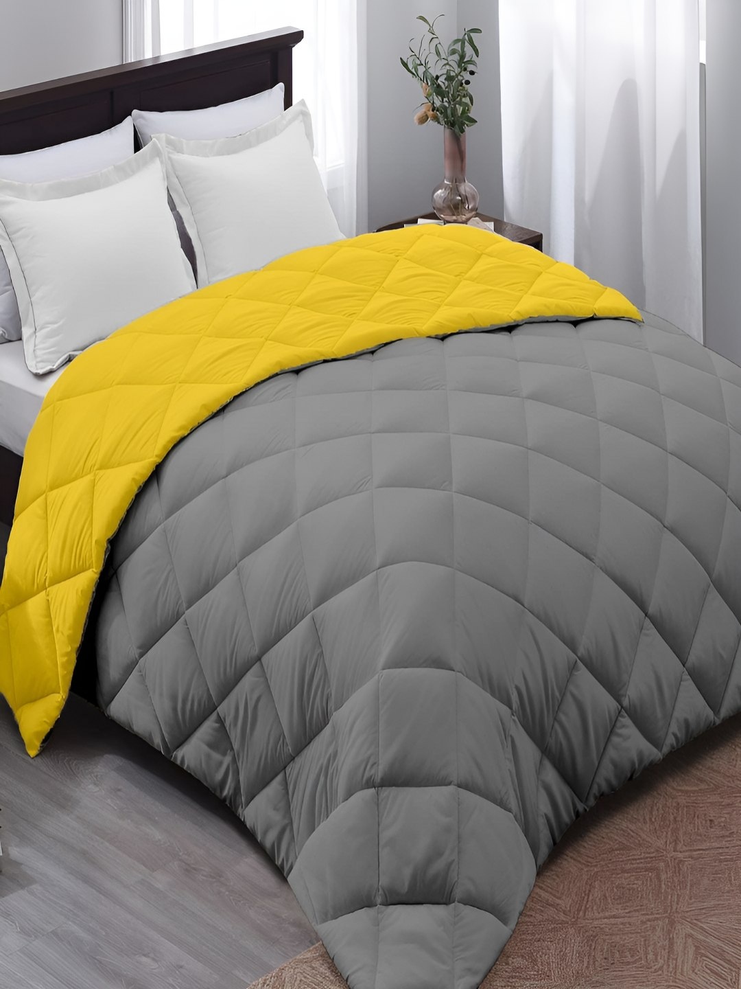 

tundwal's Grey & Yellow Heavy Winter 210 GSM Single Bed Comforter