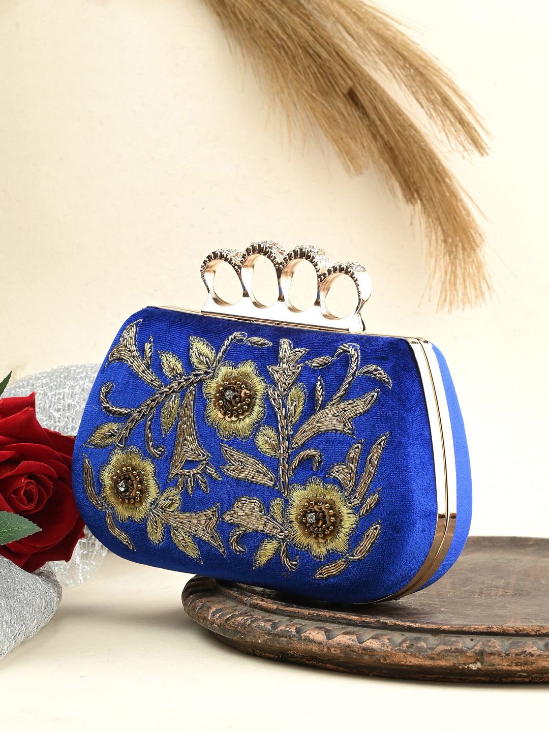 

Sangria 3 Resshamm Flower Clutches, Blue