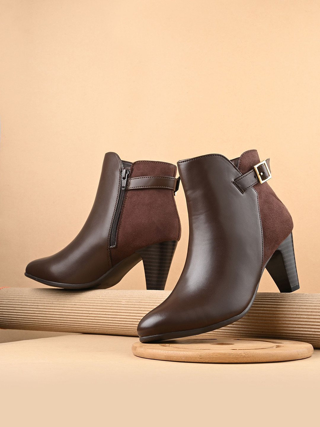 

The Roadster Lifestyle Co Women Mid Top Pointed Toe Boots, Brown