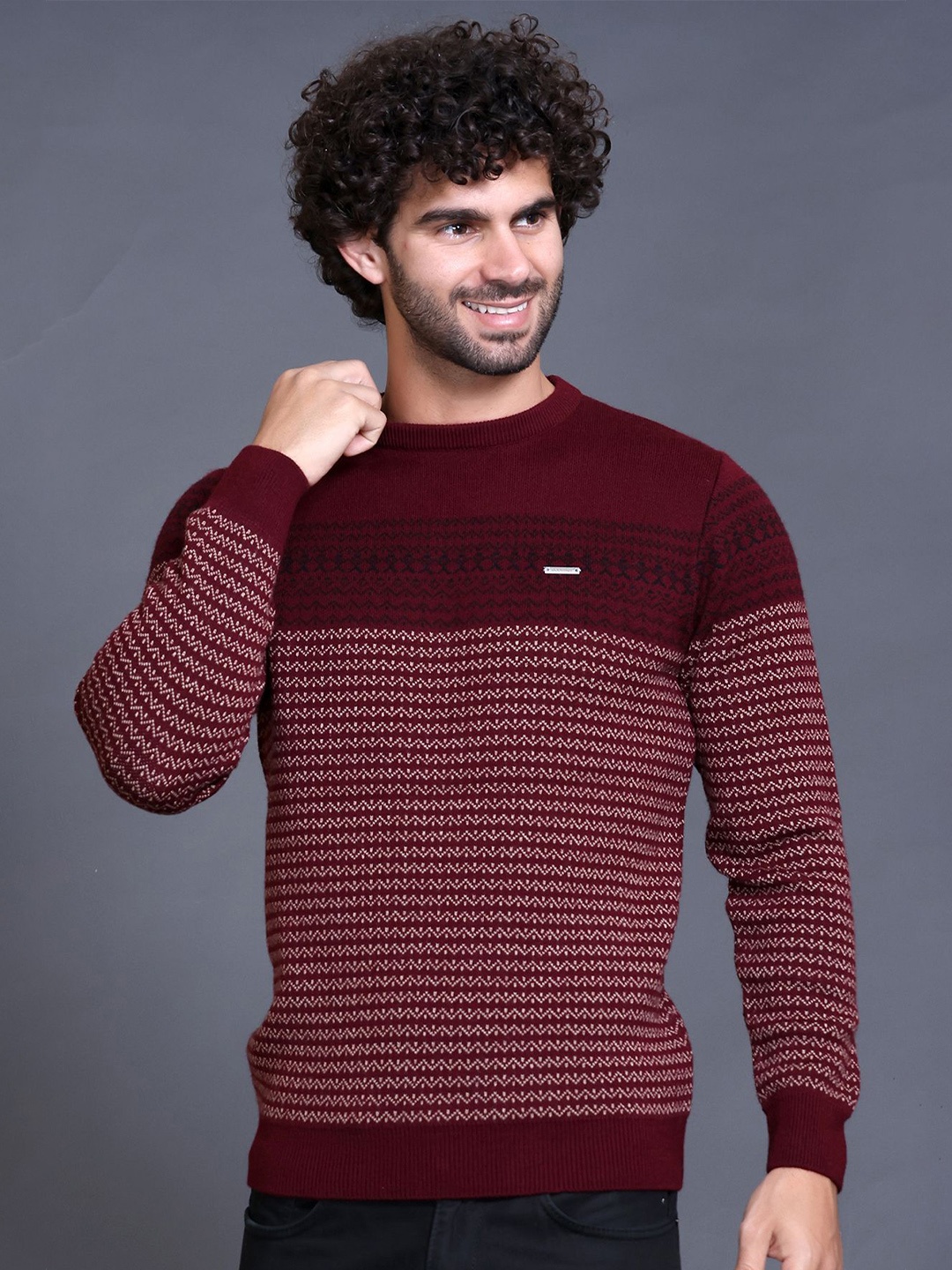 

GODFREY Men Self Design Woollen Pullover, Maroon