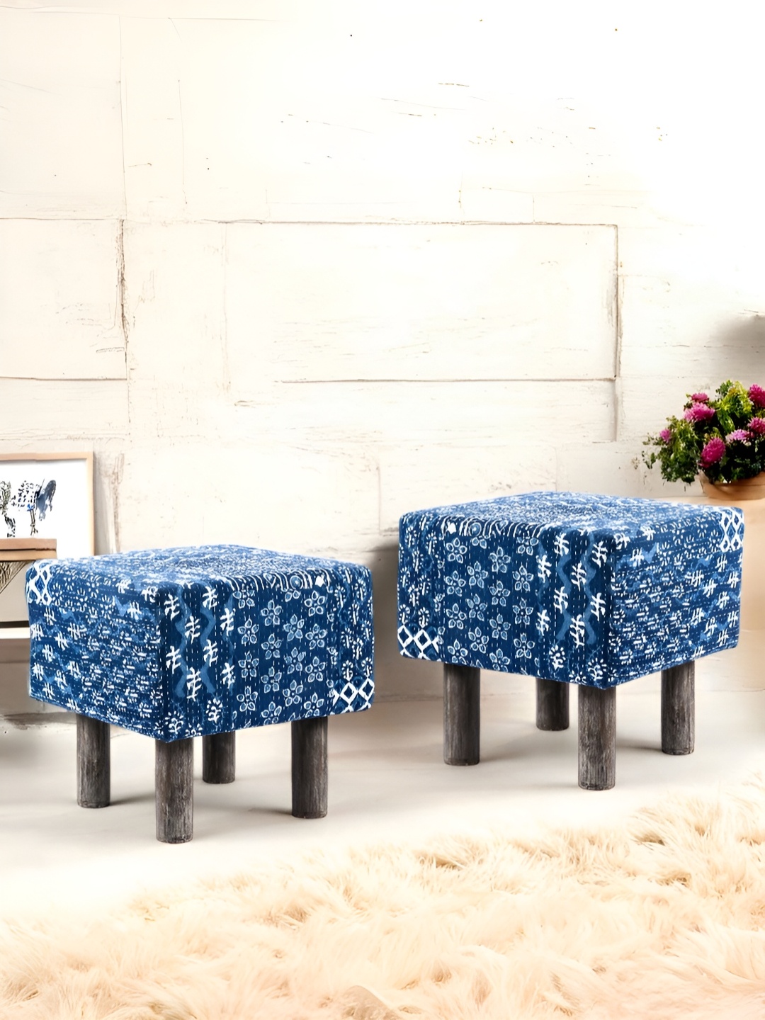 

Ikiriya 2-Pcs Blue & Brown Embroidered Square Ottoman