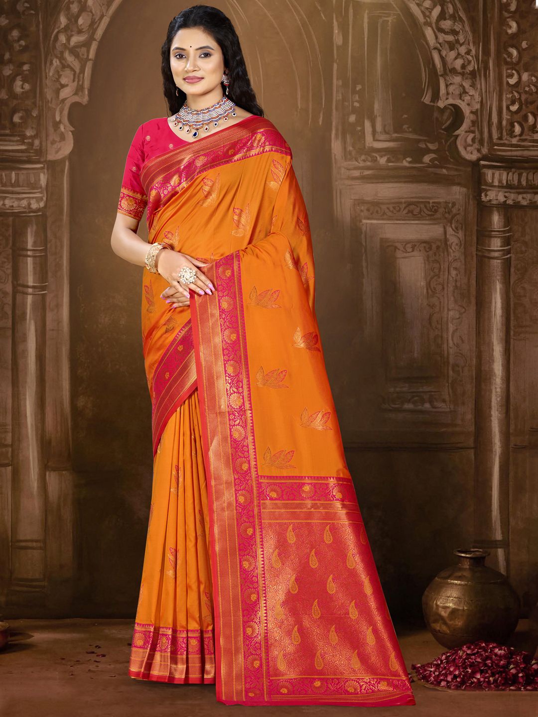 

SANGAM PRINTS Woven Design Silk Blend Designer Tussar Saree, Orange