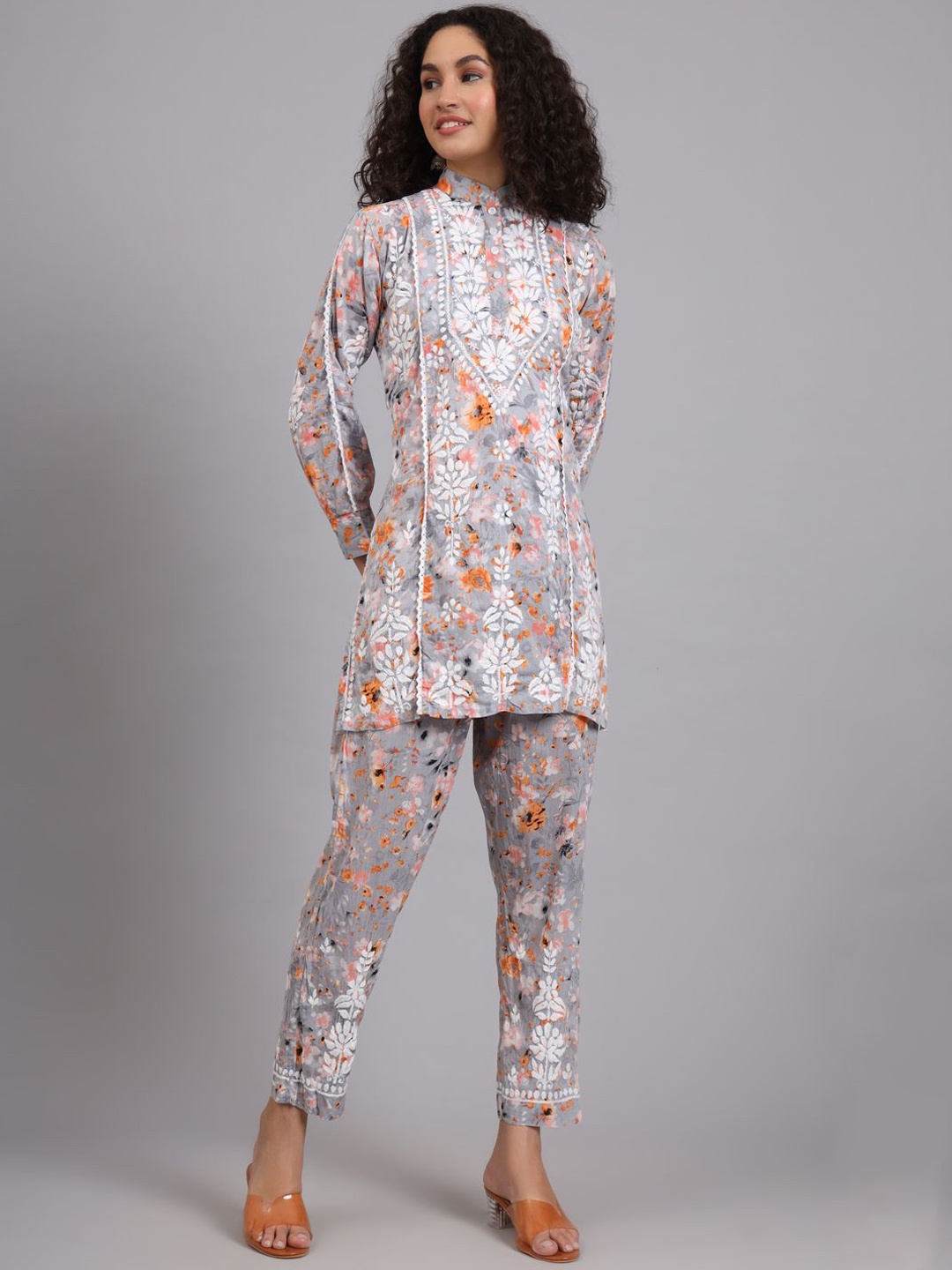 

The Chikan Label Women Co-Ords, Orange