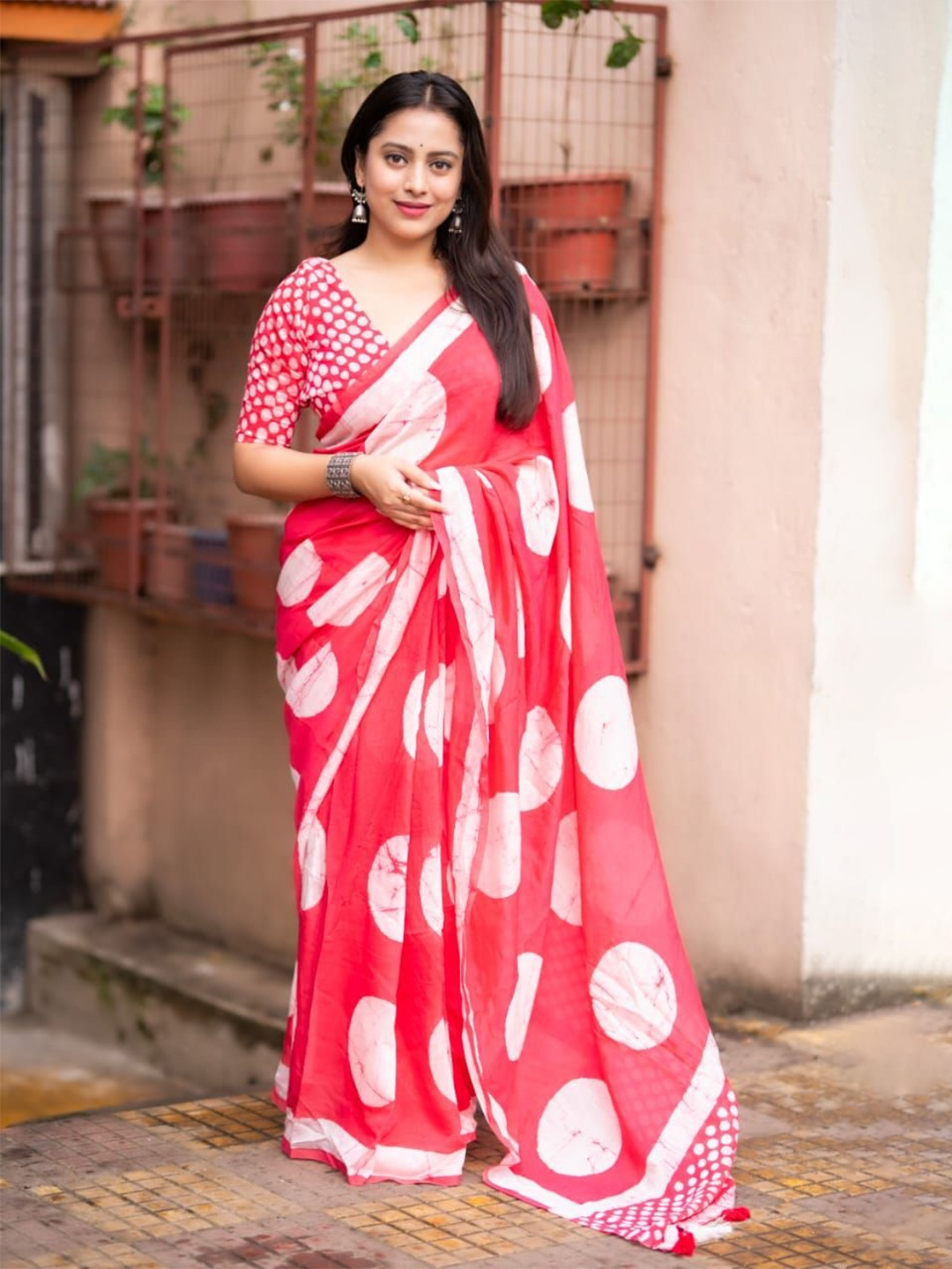 

STAVA CREATION Polka Dot Pure Cotton Chanderi Saree, Pink