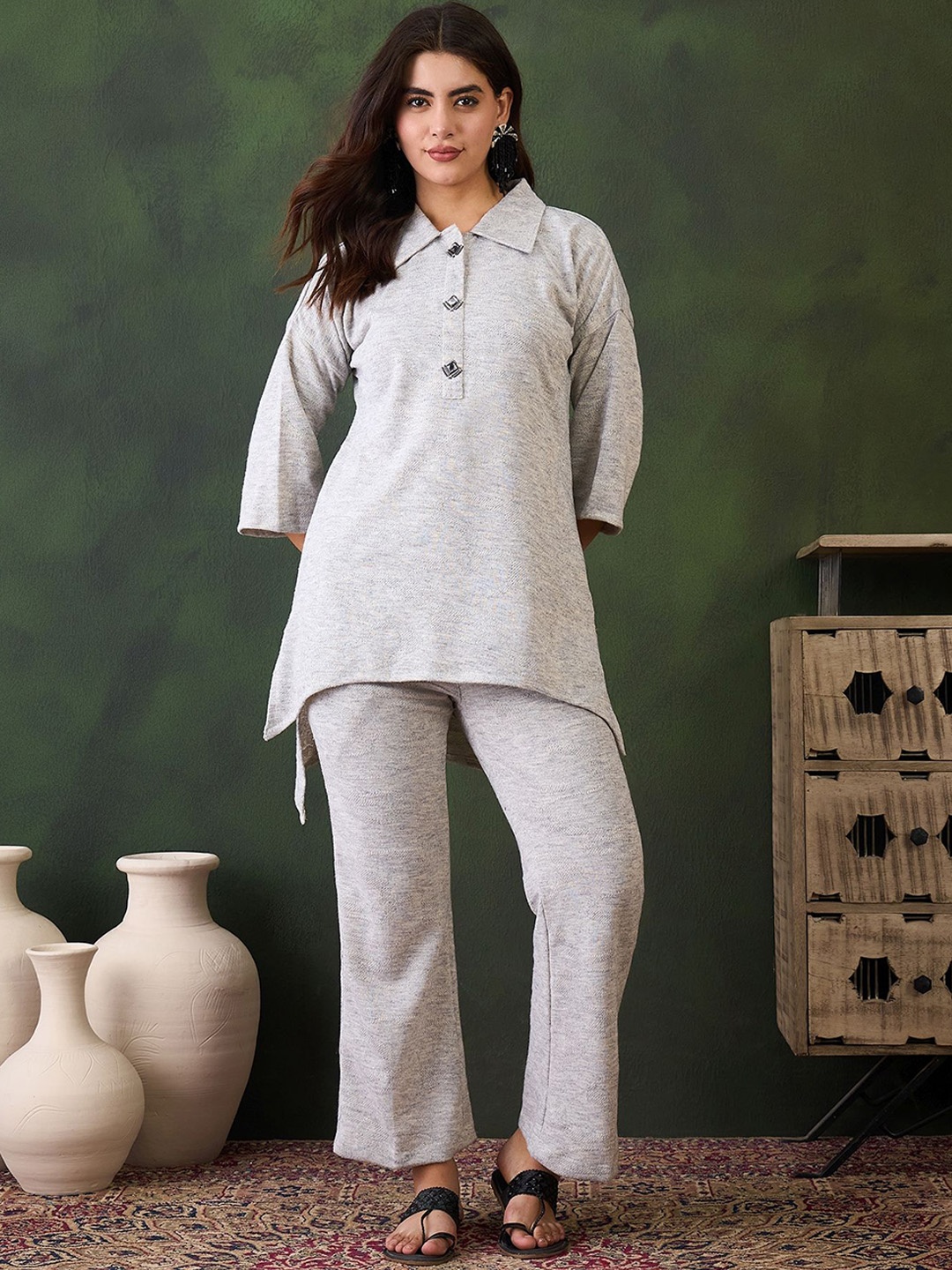 

Sangria Grey Self Design Spread Collar Three-Quarter Sleeves Top & Trouser