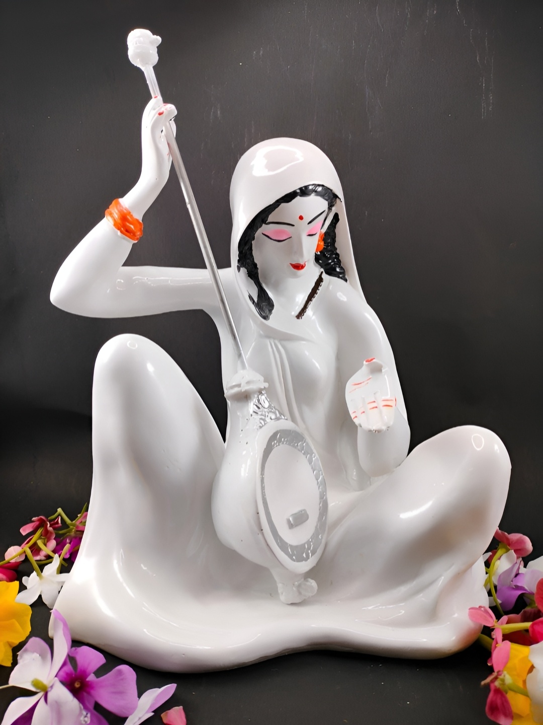 

NAYRA HANDICRAFTS White Figurine Showpiece