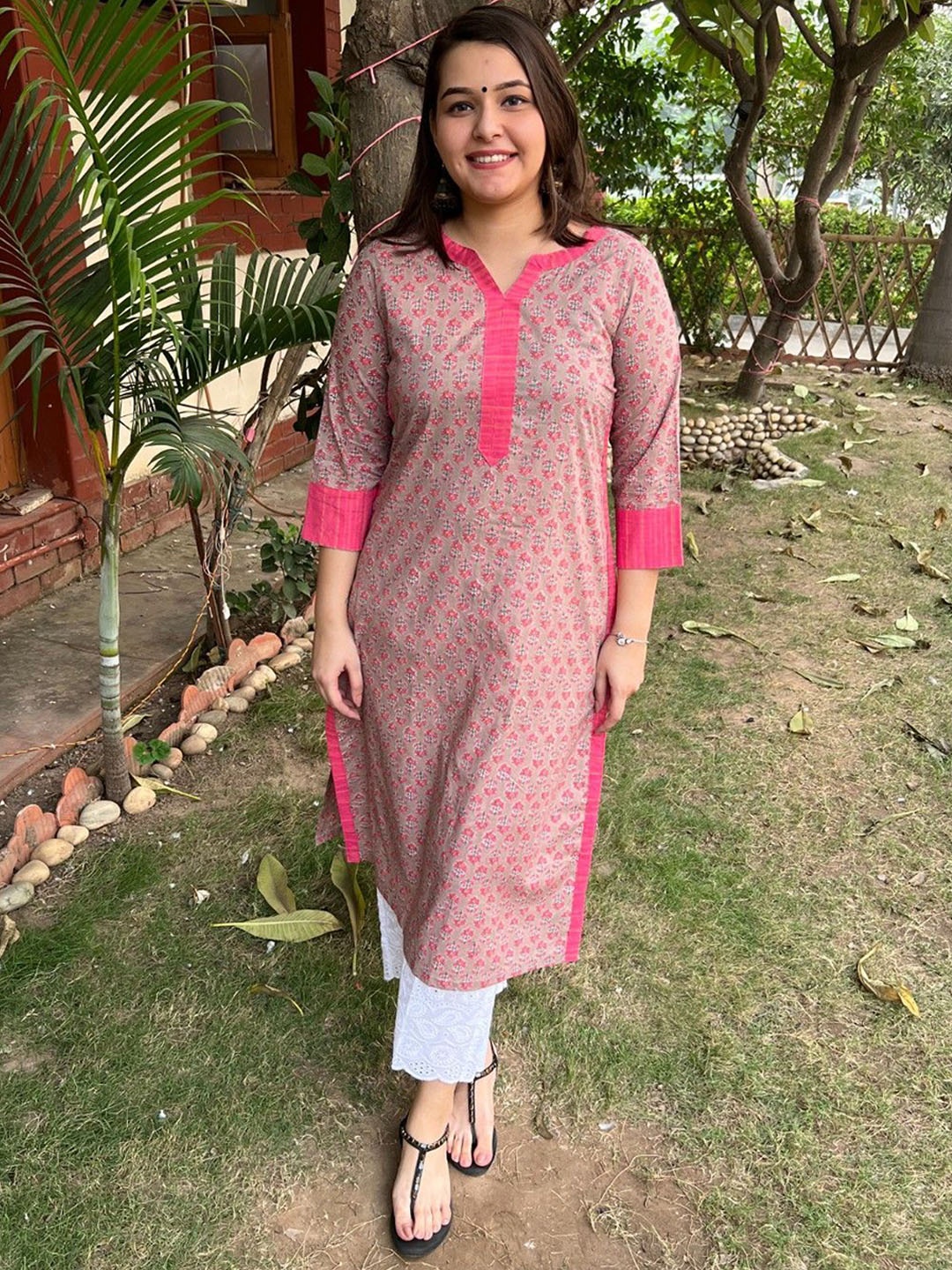 

Sanskritam Women Printed Kurta, Grey