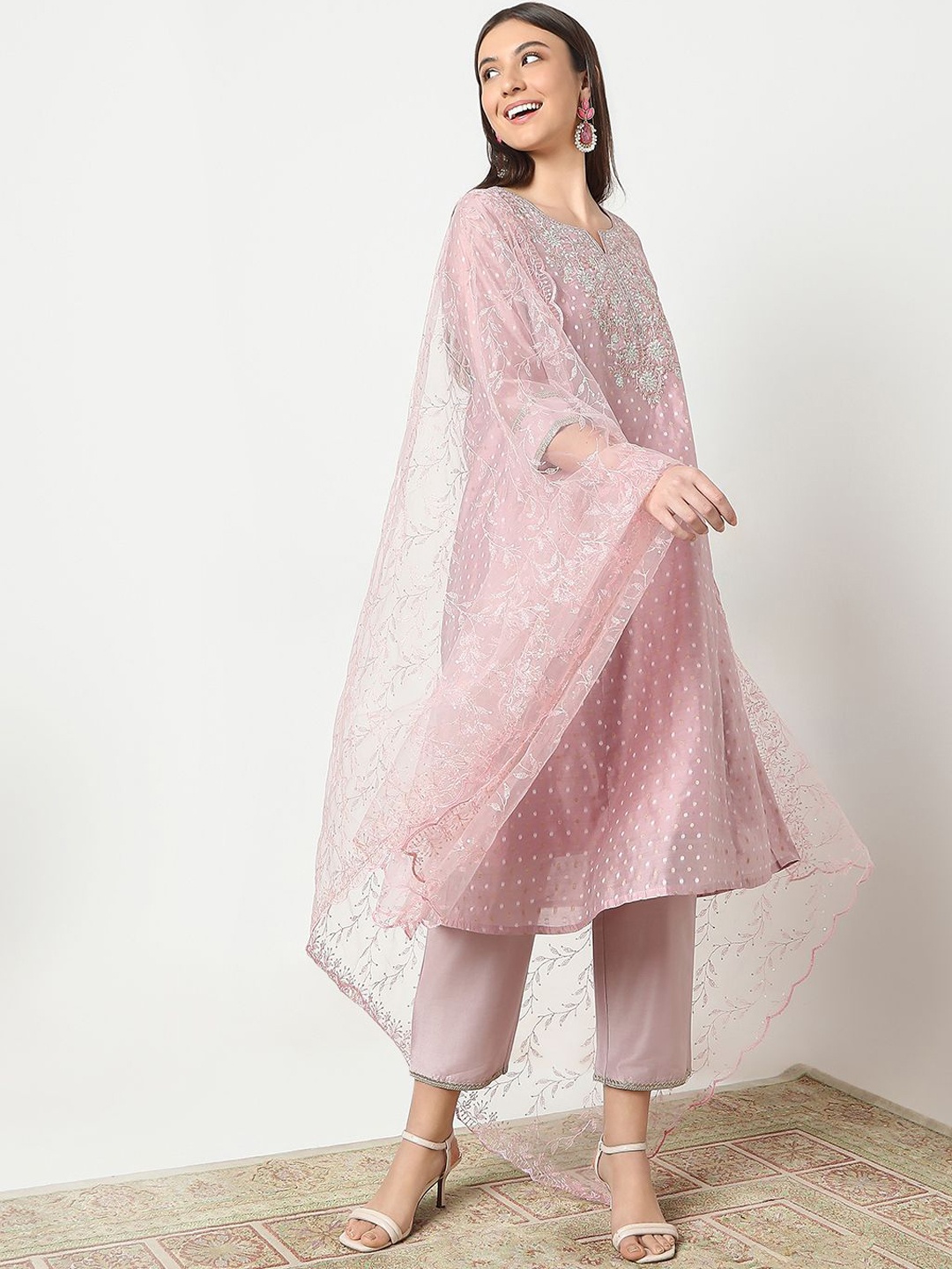 

Ethnicity Women Ethnic Motifs Embroidered Regular Thread Work Kurta with Trousers & With Dupatta, Mauve