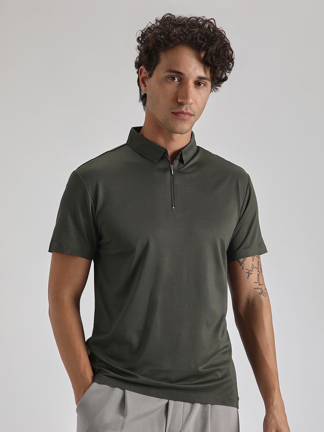 

Banana Club Men Polo Collar Slim Fit T-shirt, Olive