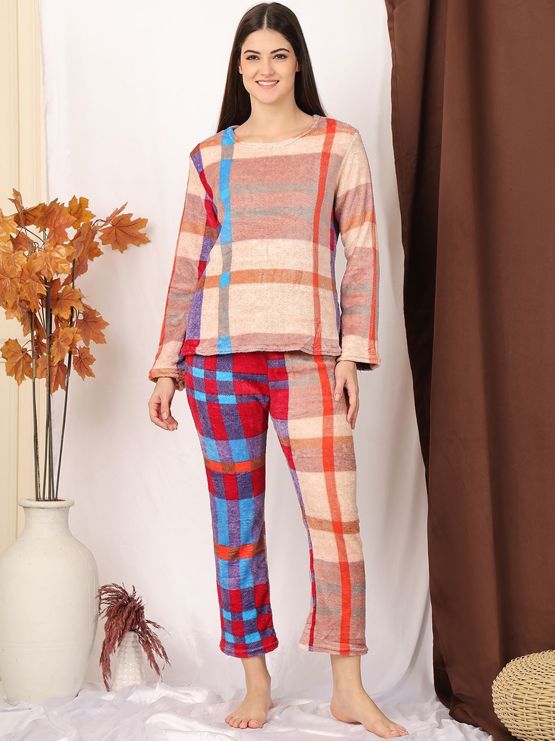 

NEUDIS Women Checked Night suit, Beige