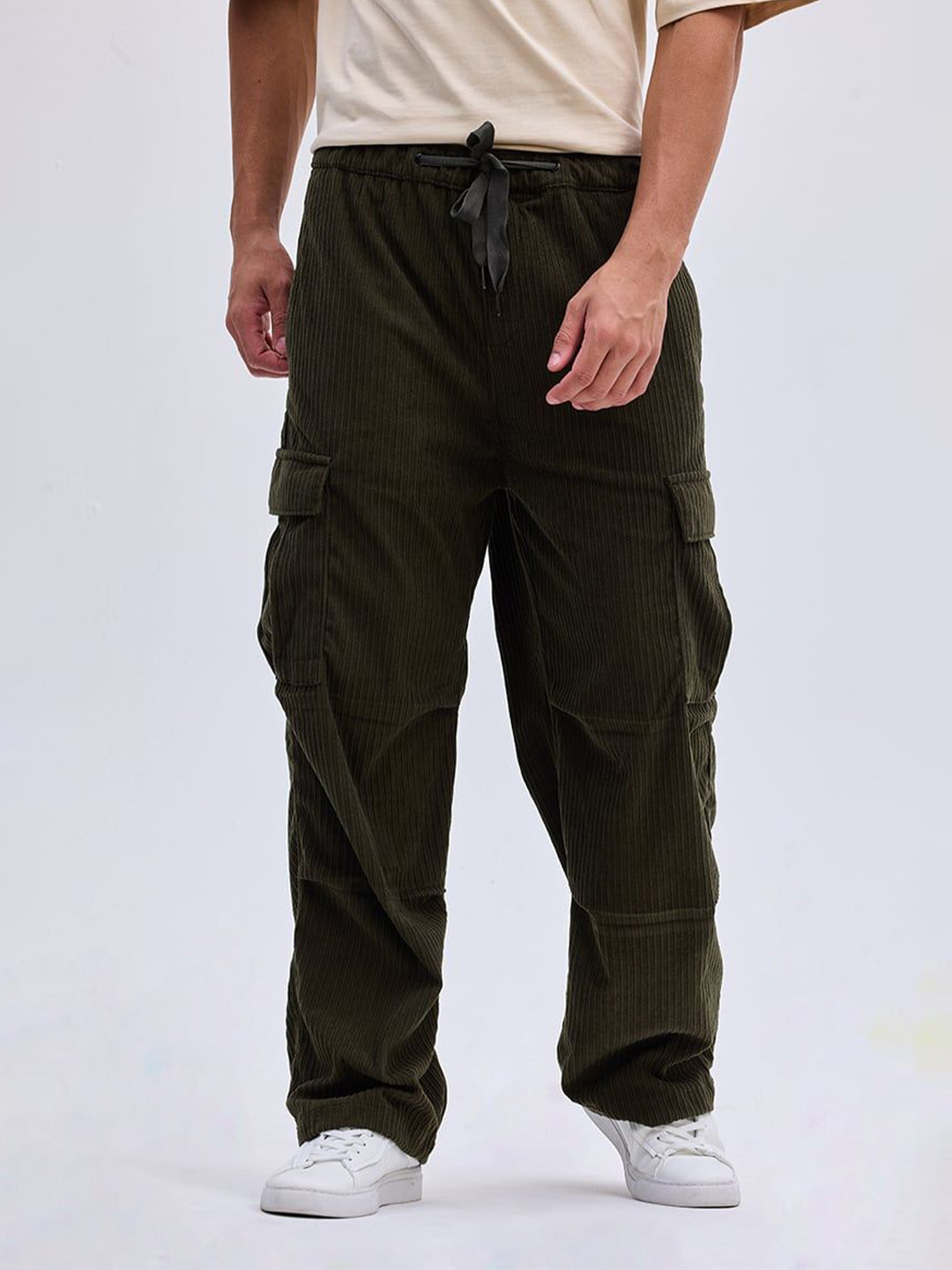 

Snitch Men Comfort Loose Fit Cargos Trousers, Olive