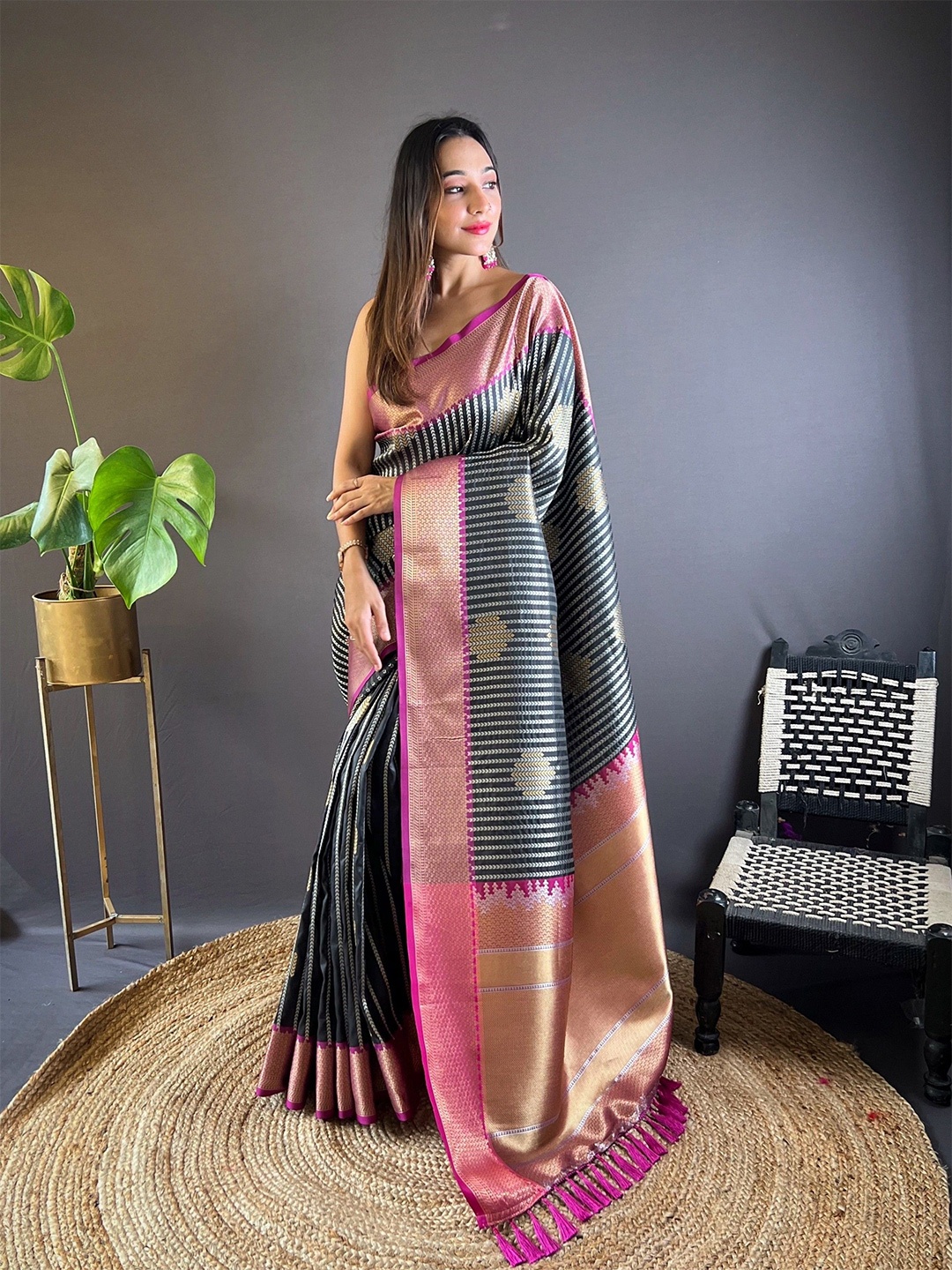 

RAJ DHARMA SILK Woven Design Zari Silk Blend Mysore Silk Saree, Black