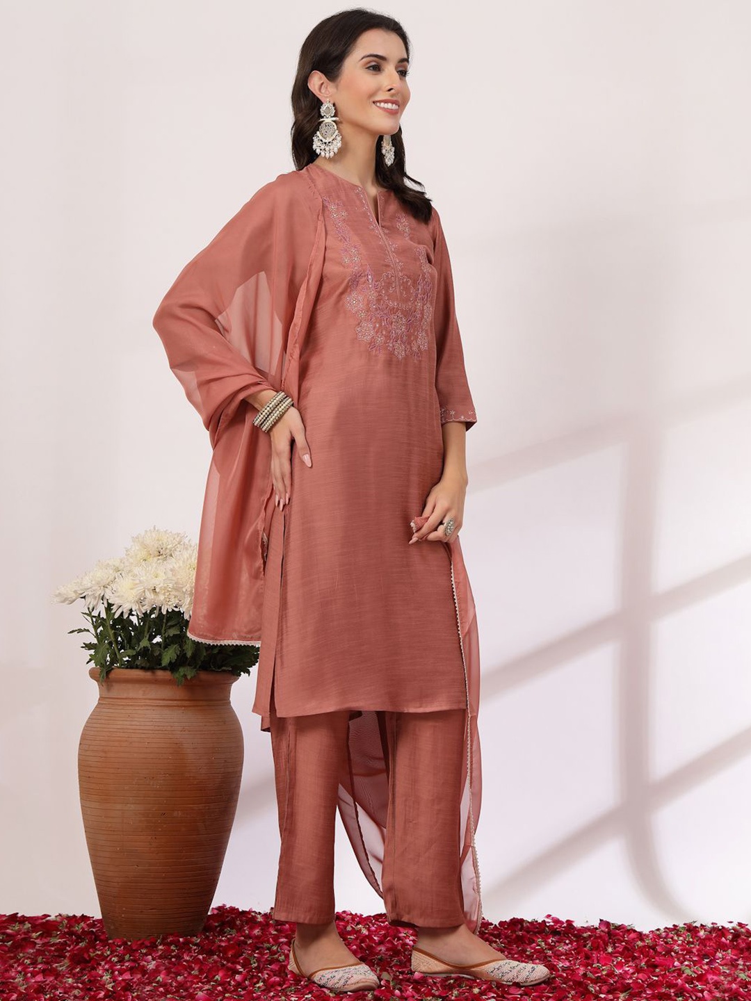 

Nayam By Lakshita Women Yoke Design Regular Sequinned Kurta with Palazzos & With Dupatta, Peach