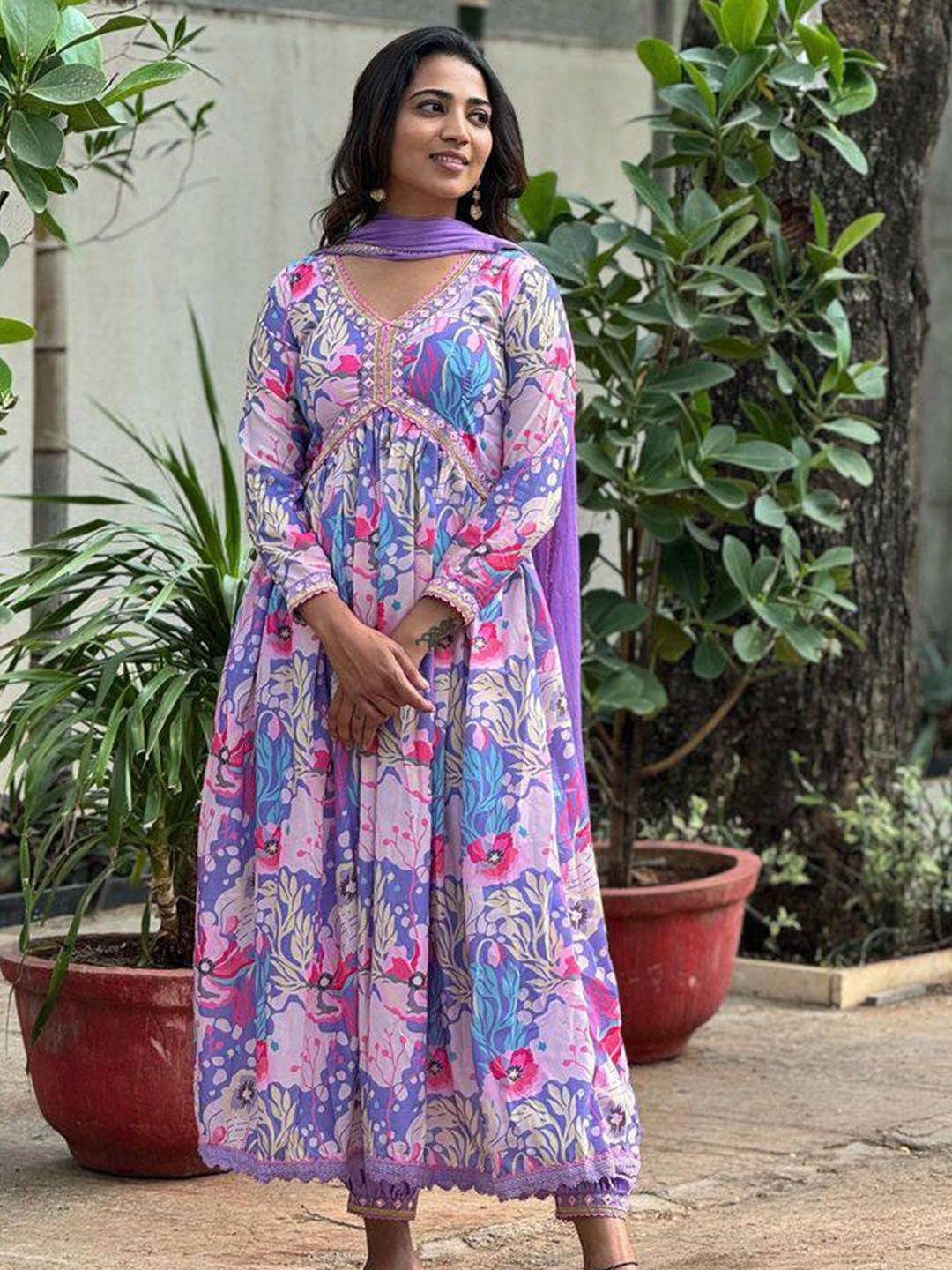 

BLACK SCISSOR Women Floral Printed Regular Mirror Work Kurta with Trousers & With Dupatta, Purple