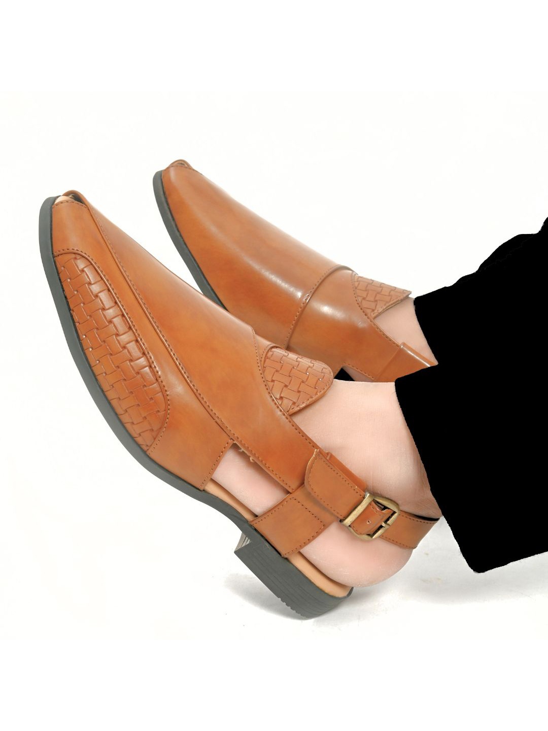 

House of Pataudi Men Shoe Style Sandals, Tan