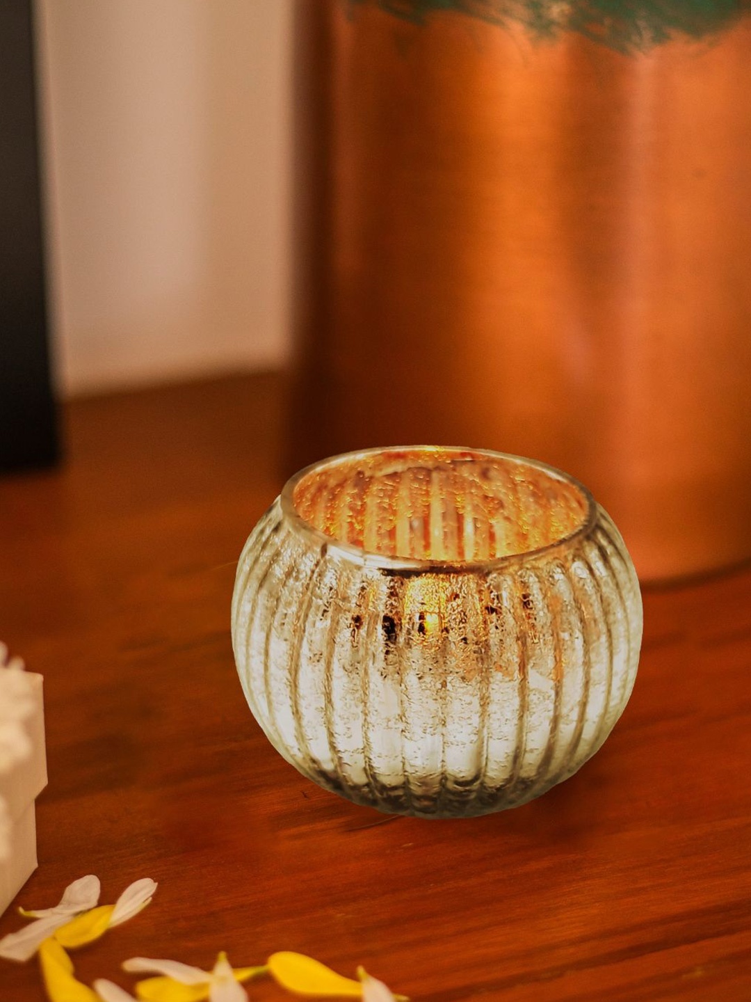 

10club Silver-Toned Textured Glass Candle Holder