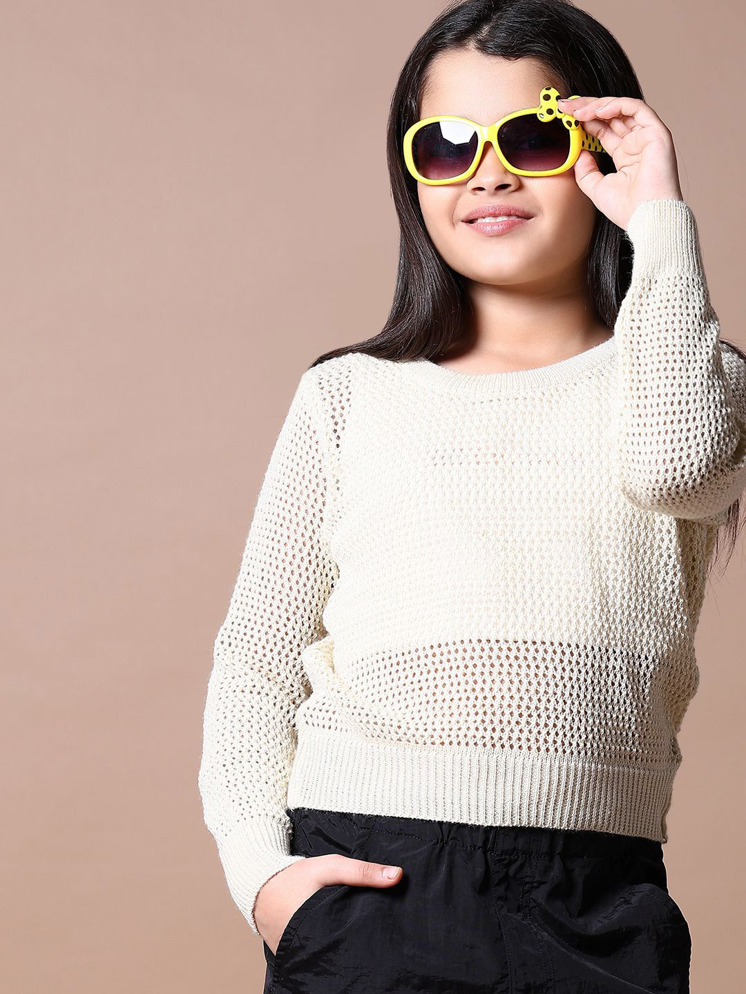 

V-Mart Girls Pullover, Beige
