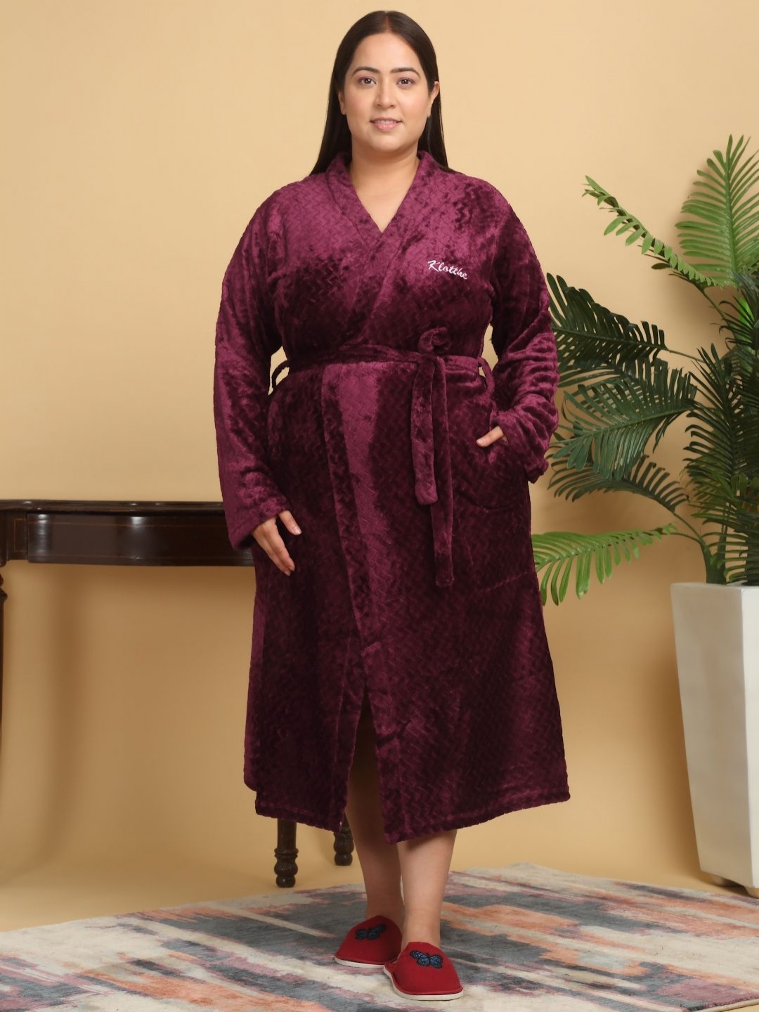 

KLOTTHE Women Plus Size Self Design Woollen Bath Robe With Belt, Maroon