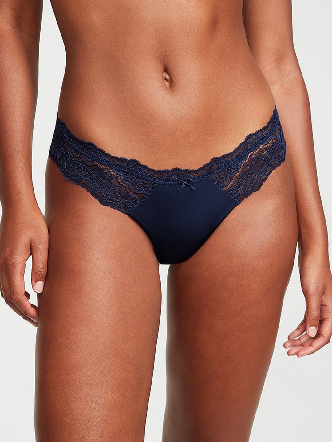 

Victoria's Secret Lace Trim Thong Brief 1121940598L4, Blue