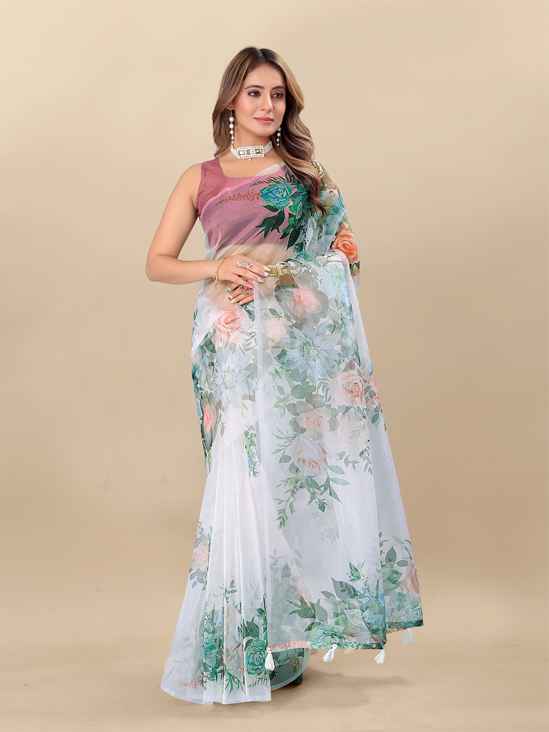 

Anouk Women Floral Printed Saree with No Border, White