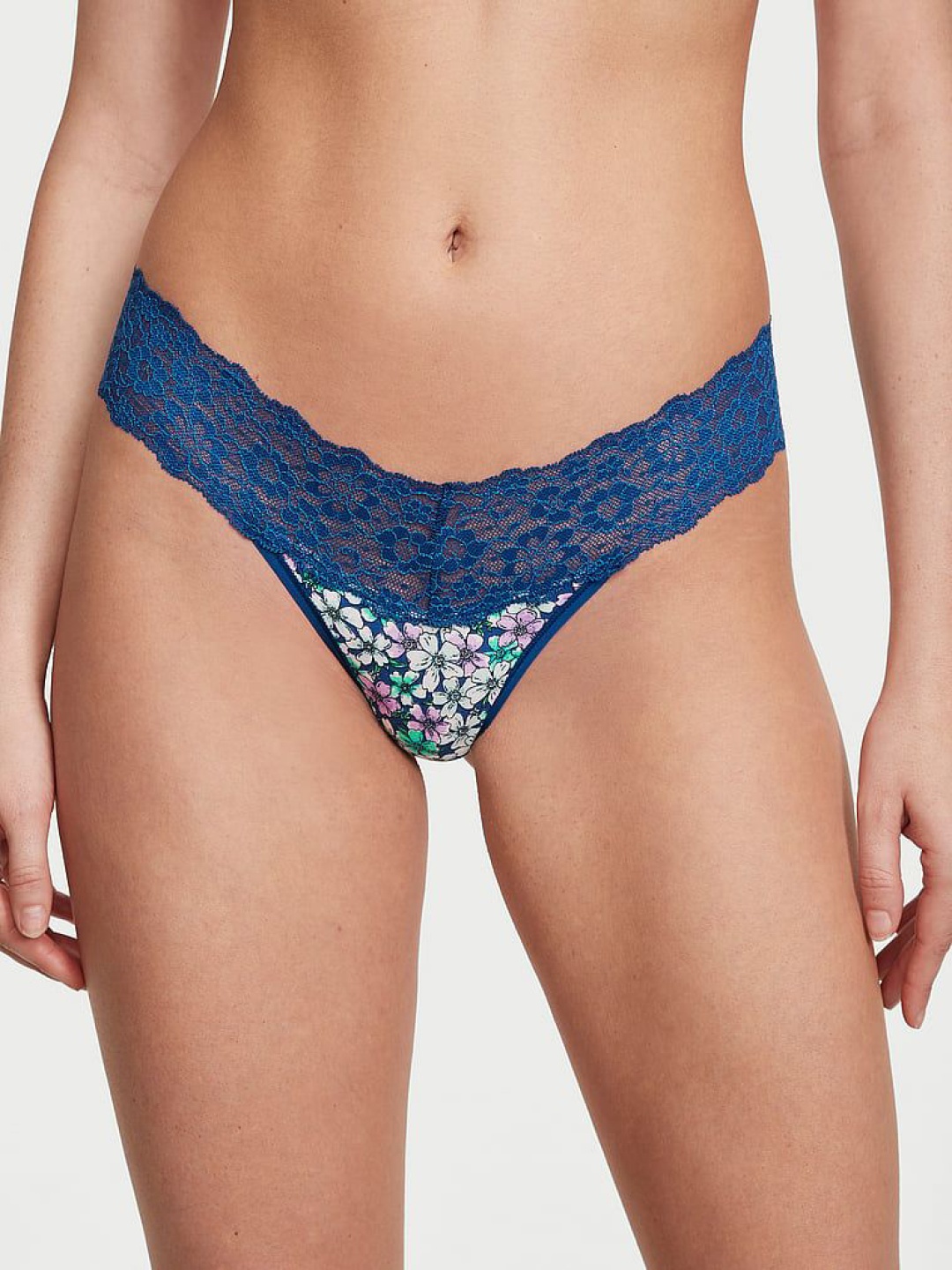 

Victoria's Secret The Lacie Lace Seamless Thong Briefs 1121921164ZY, Navy blue