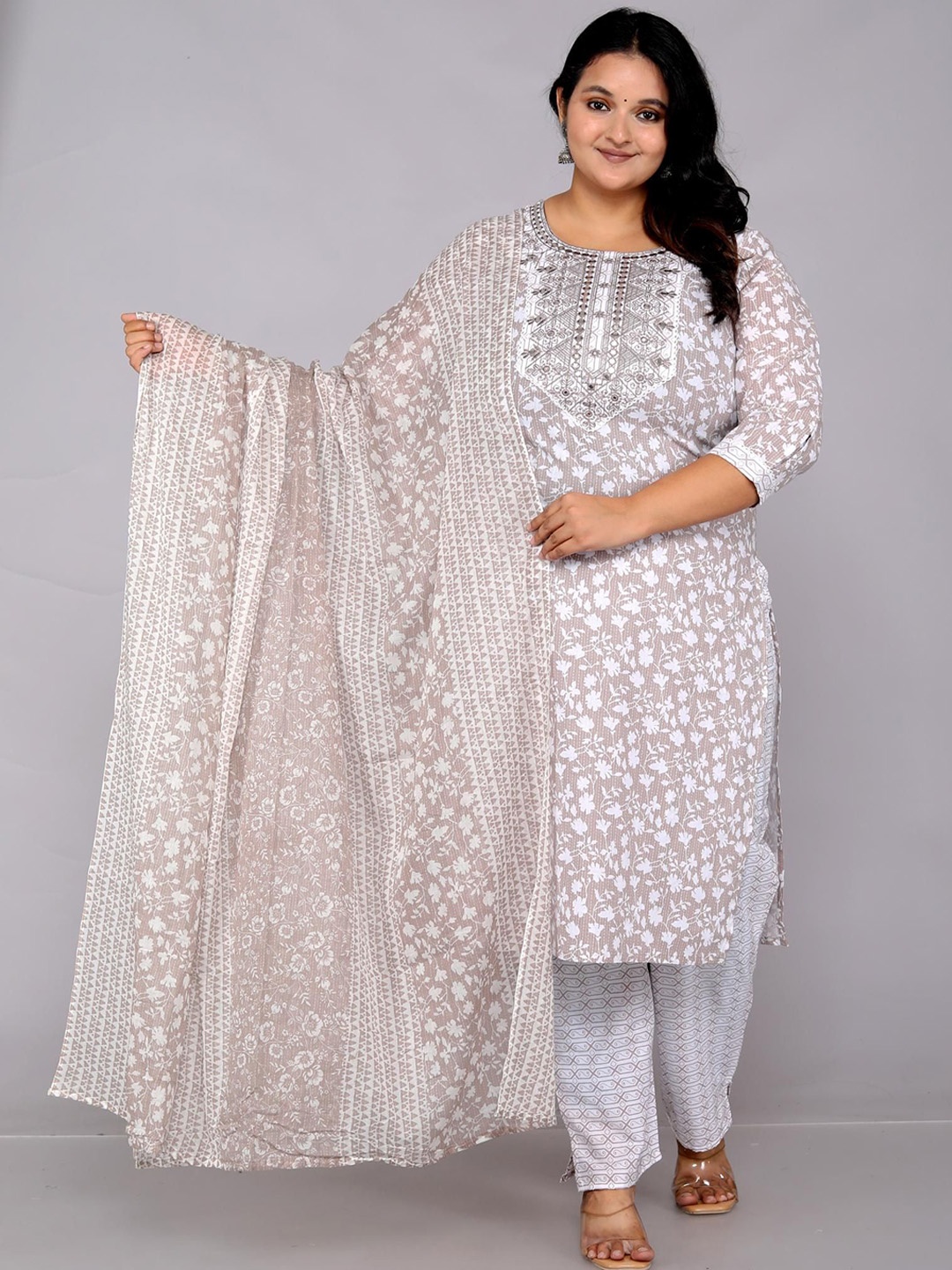 

HIGHLIGHT FASHION EXPORT Women Ethnic Motifs Printed Regular Mirror Work Pure Cotton Kurta with Trousers &, Grey