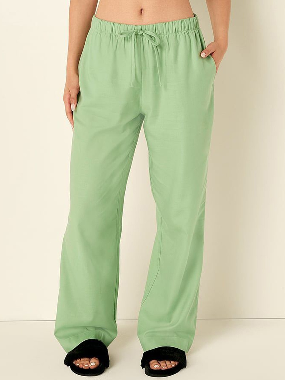 

Victoria's Secret Pink Relaxed-Fit Lounge Pants, Green
