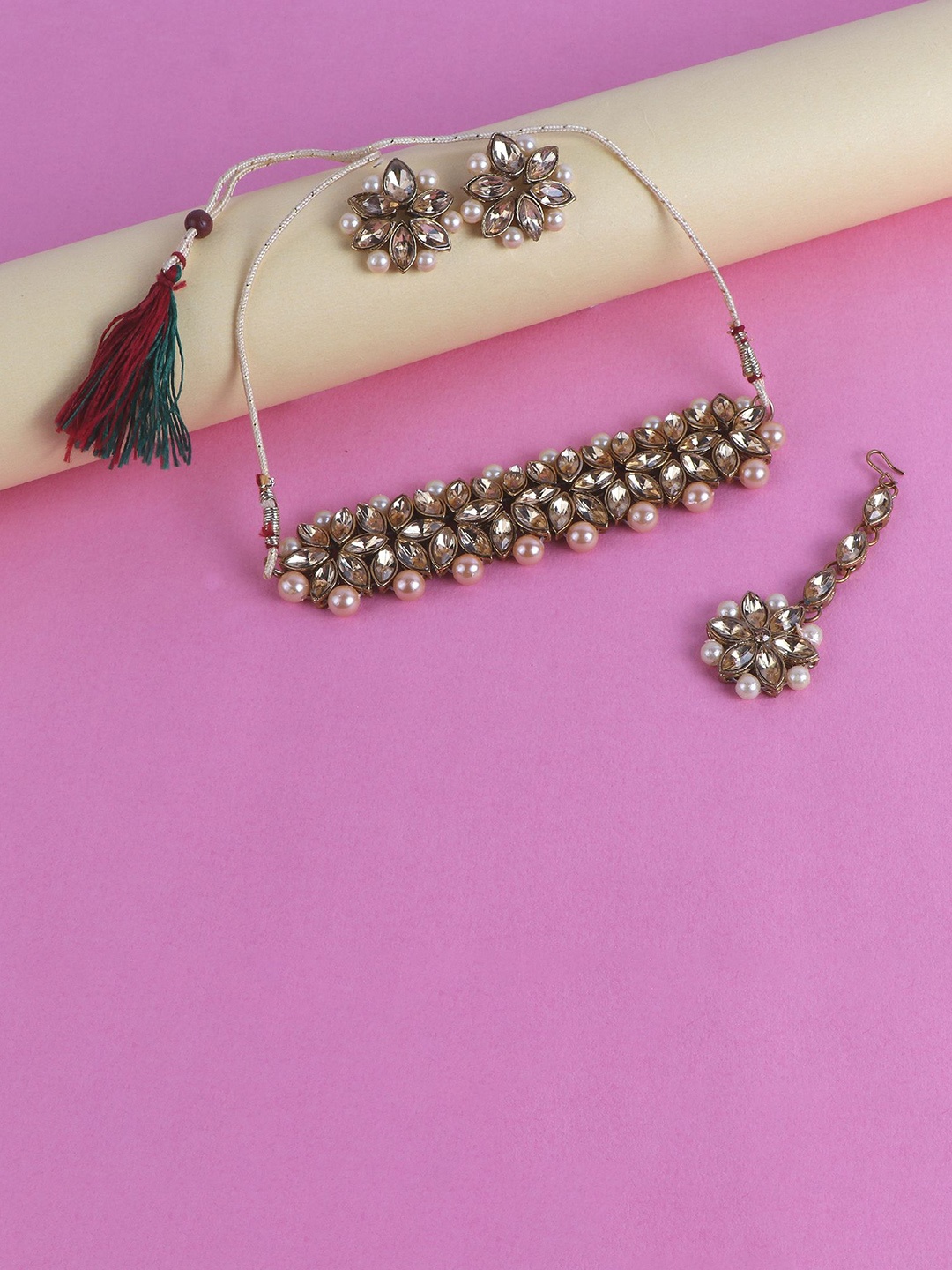 

Keviv Rose Gold-Plated Kundan-Studded & Beaded Jewellery Set