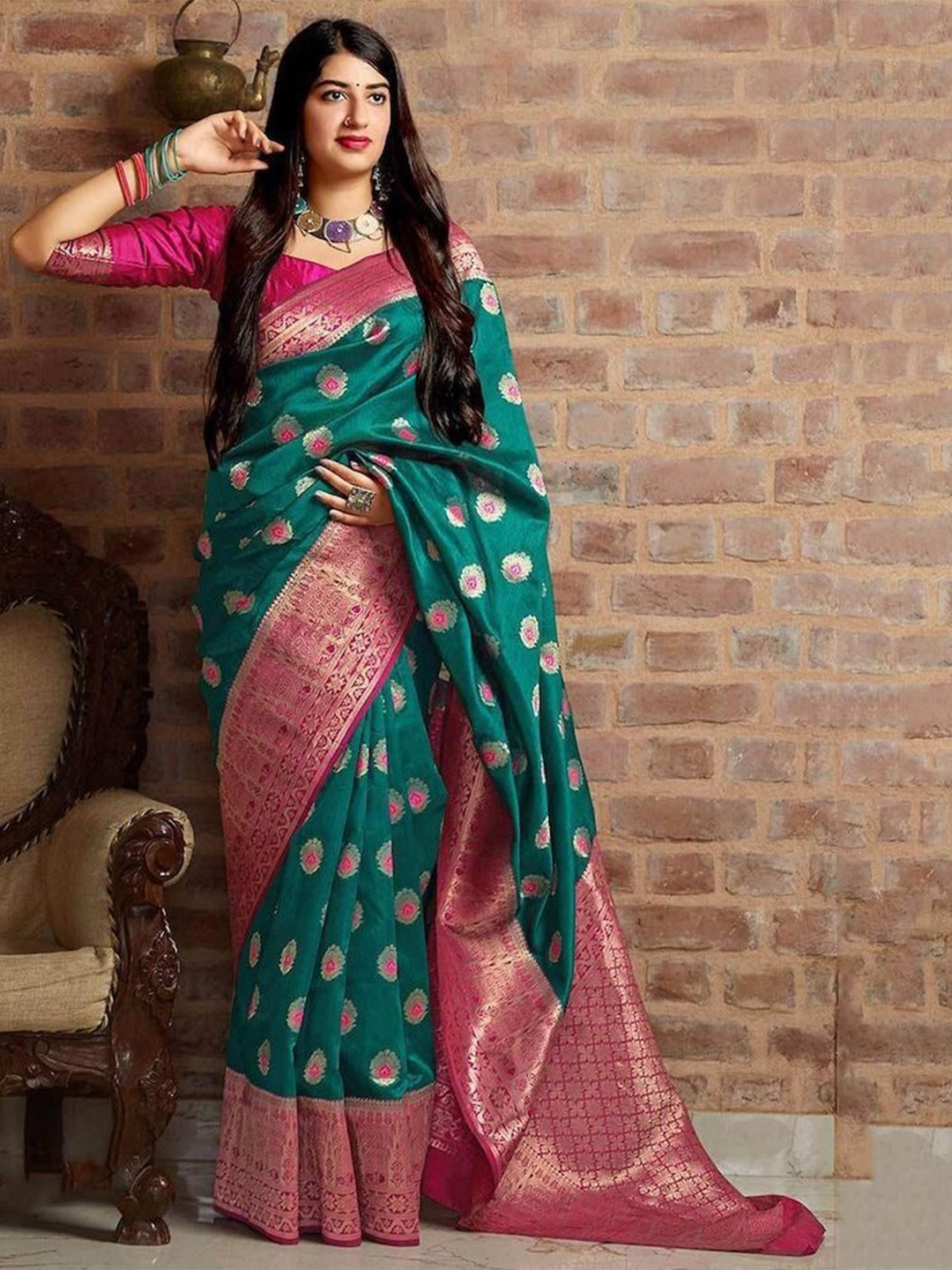 

Jinax Woven Design Zari Pure Silk Banarasi Saree, Teal