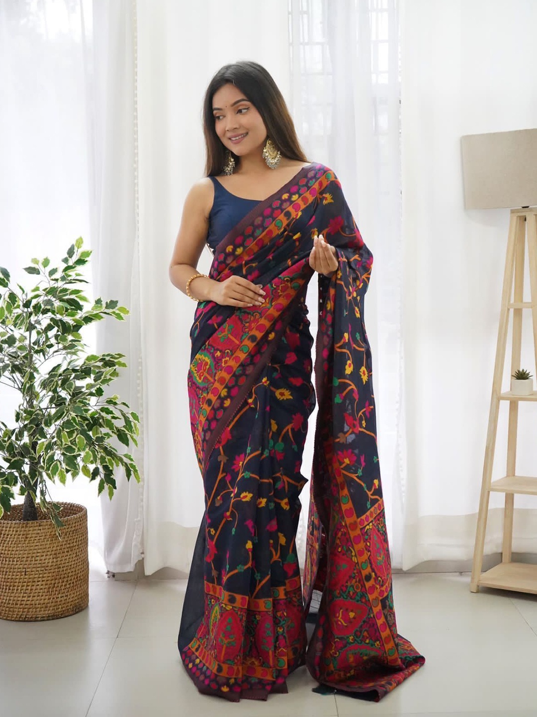 

Anouk Floral Pashmina Banarasi Saree, Navy blue