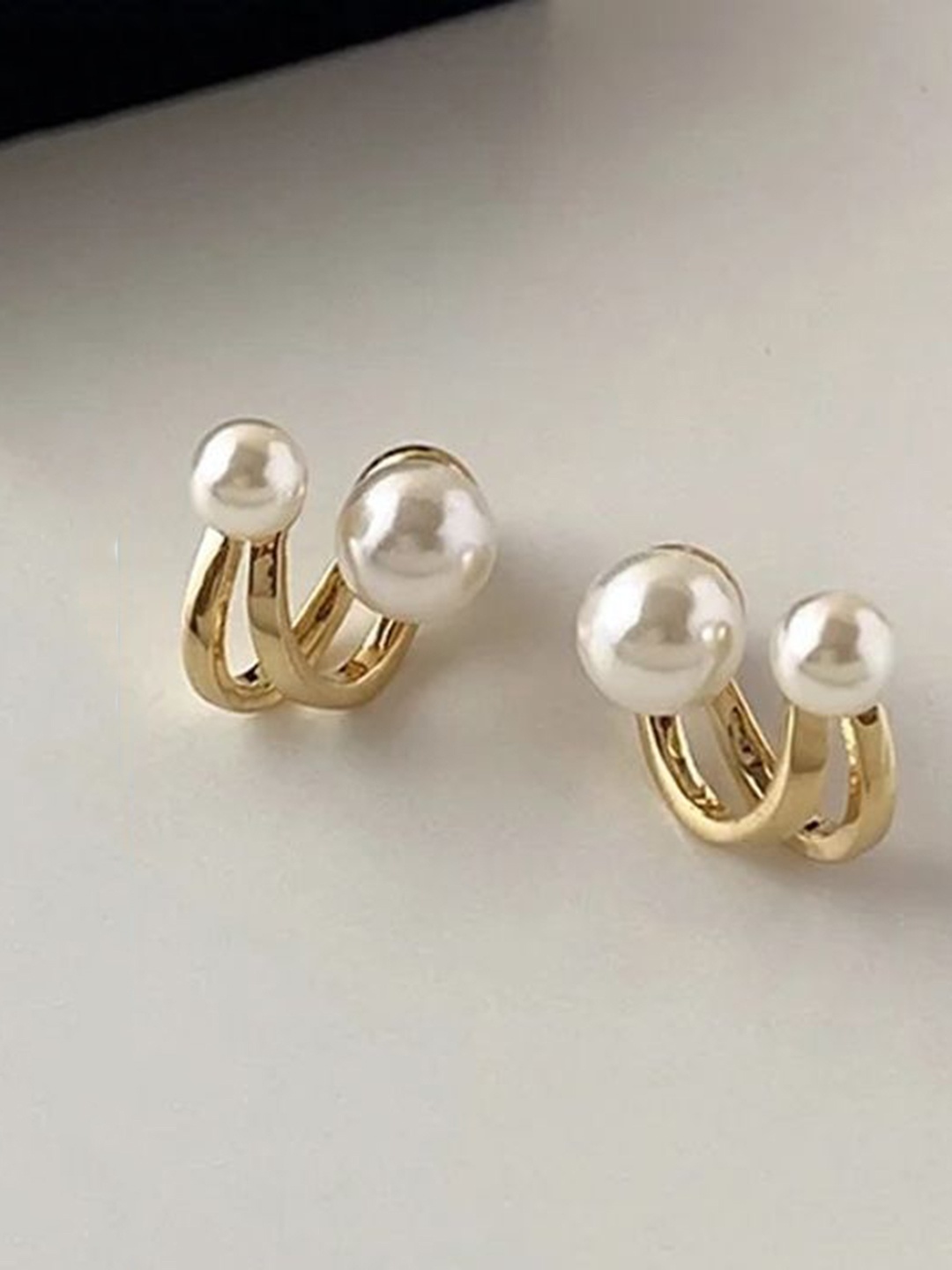 

Celestique Contemporary Studs Earrings, Gold