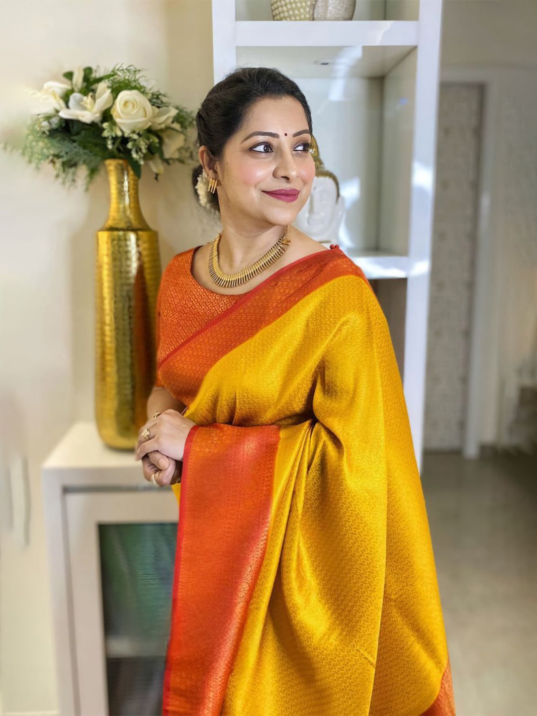 

Jinax Woven Design Zari Pure Silk Banarasi Saree, Yellow