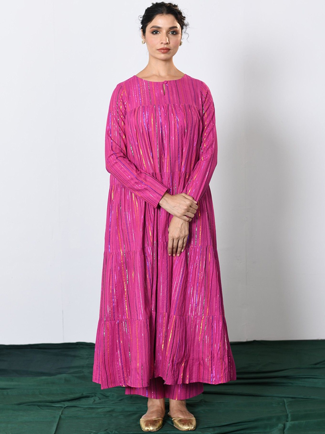 

PINK CACTII Women Tiered Kurta with Pyjamas