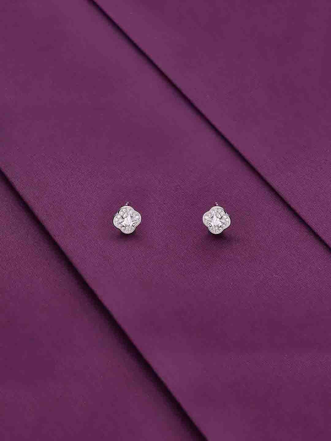 

KAI JEWEL Contemporary Studs Earrings, Silver