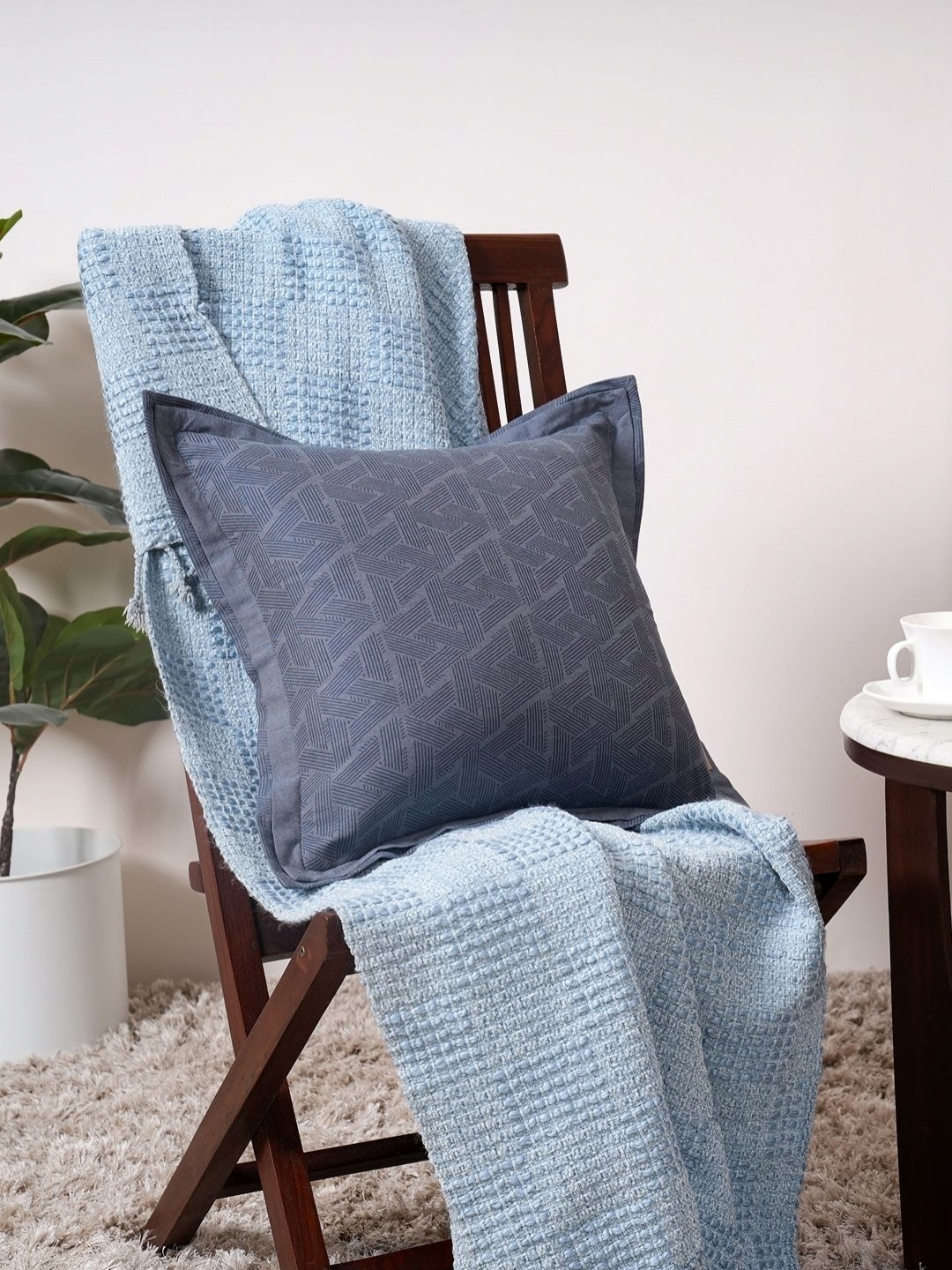 

MASPAR Inner City Blue Abstract Printed Cotton Square Cushion Cover