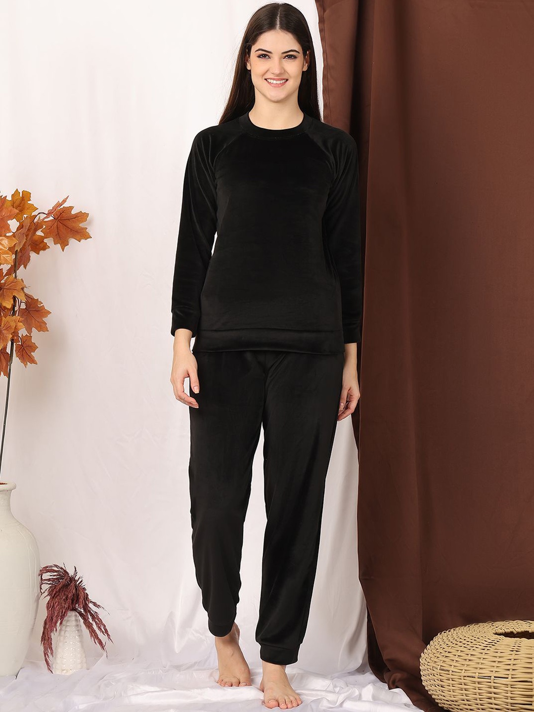 

NEUDIS Women Night suit, Black