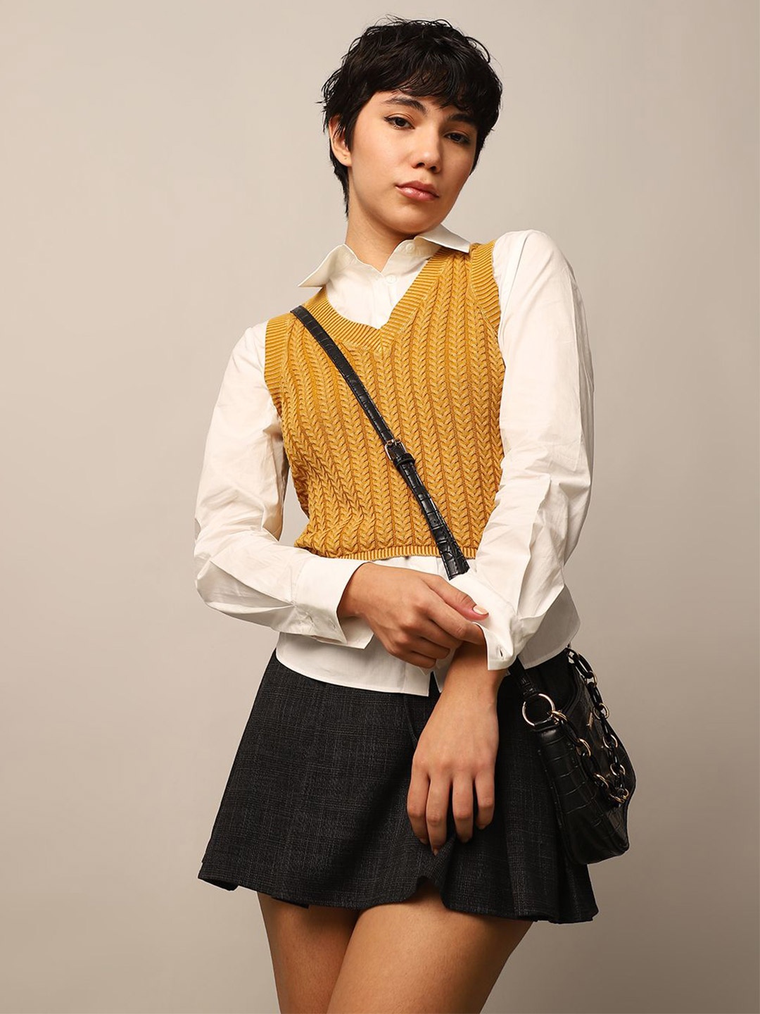 

ONLY Women Sweater Vest, Mustard