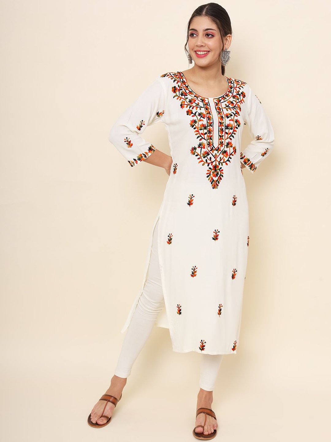 

HERE&NOW Women Floral Embroidered Thread Work Kurta, White