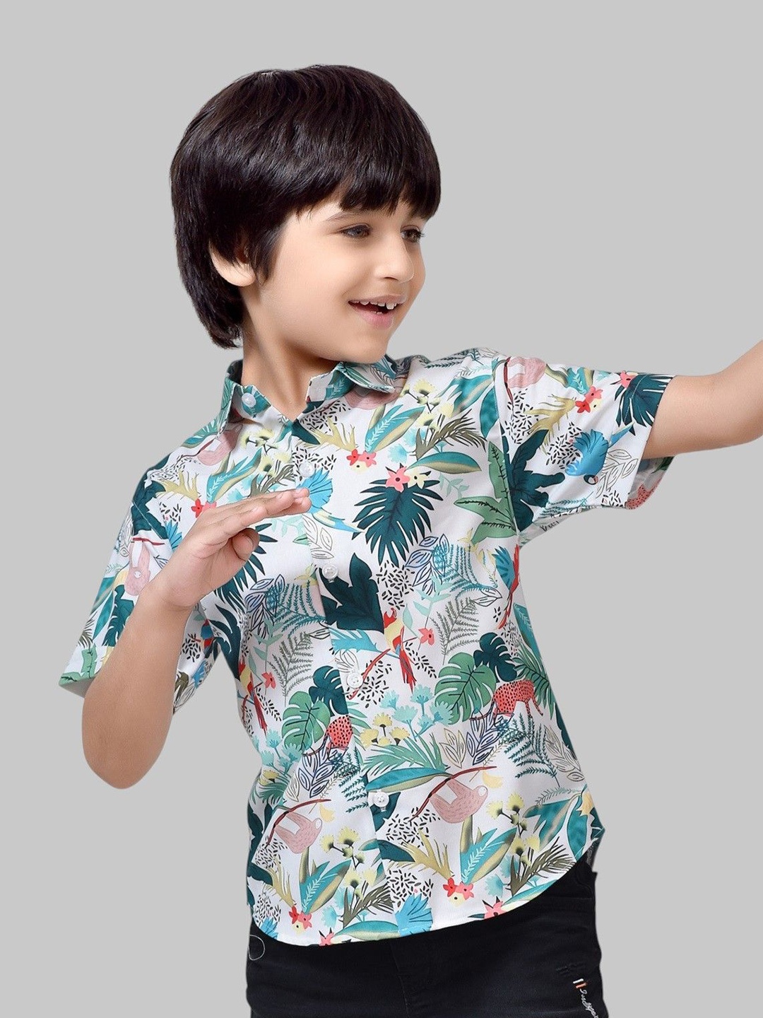 

BAESD Boys Comfort Spread Collar Floral Printed Cotton Casual Shirt, White
