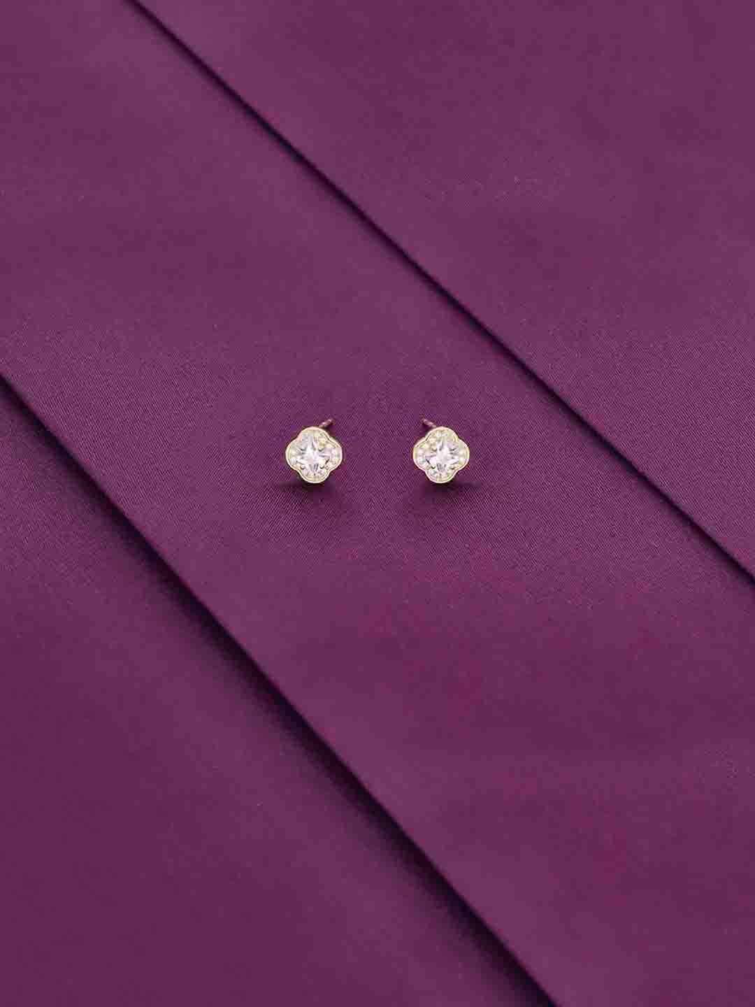 

KAI JEWEL Contemporary Studs Earrings, Gold