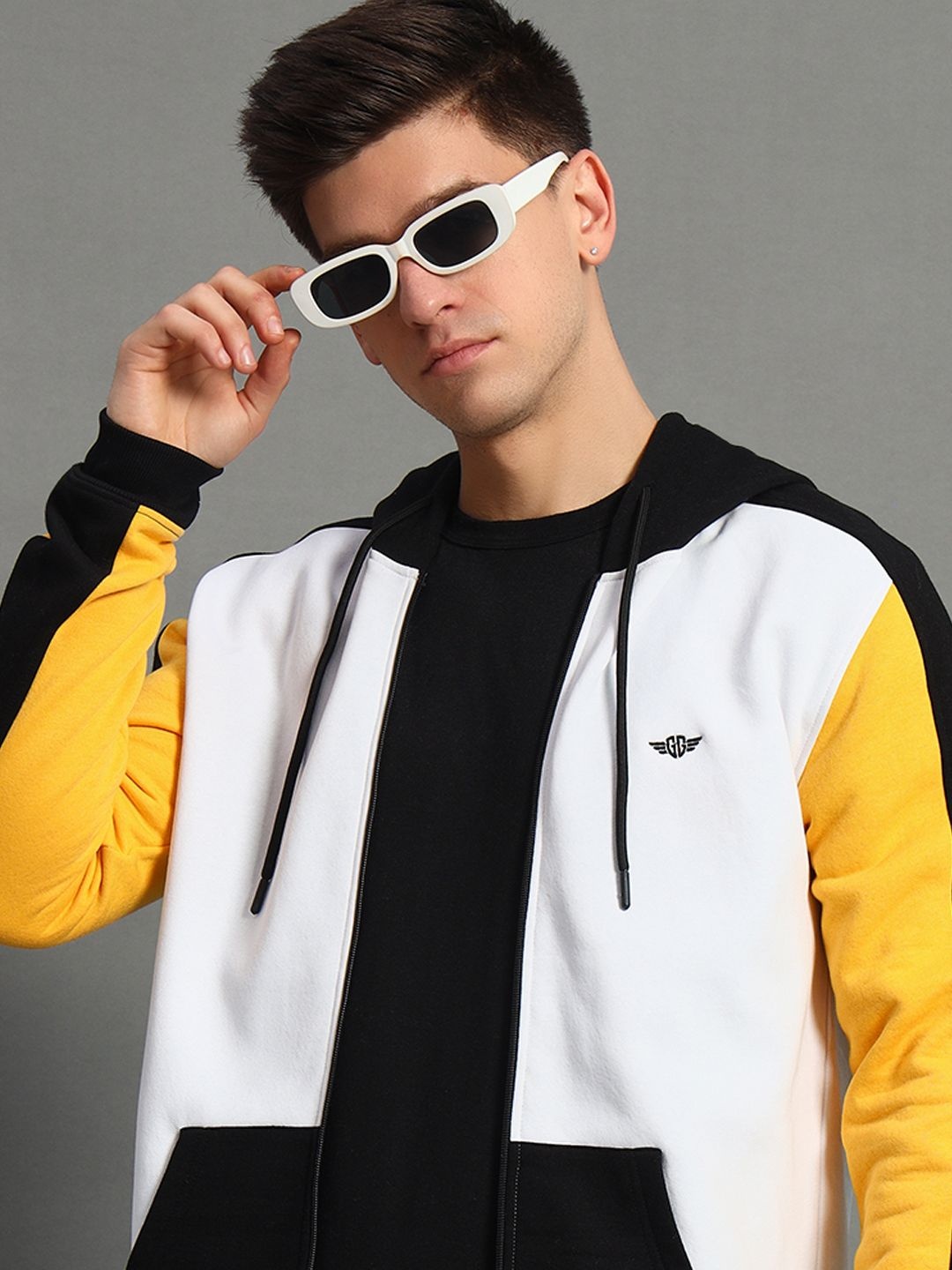 

GET GOLF Men Colourblocked Sweatshirt, White