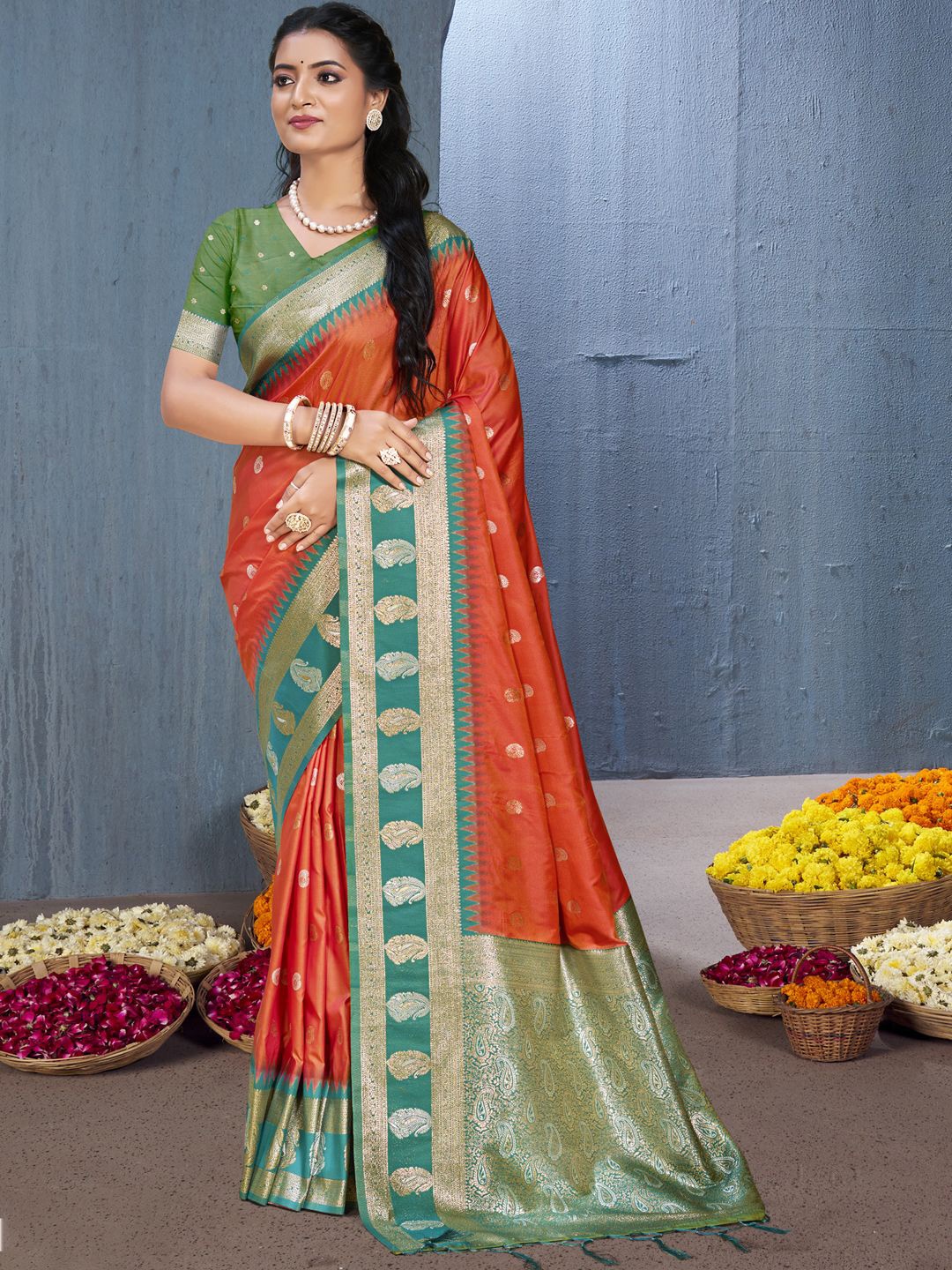 

SANGAM PRINTS Woven Design Silk Blend Designer Tussar Saree, Orange