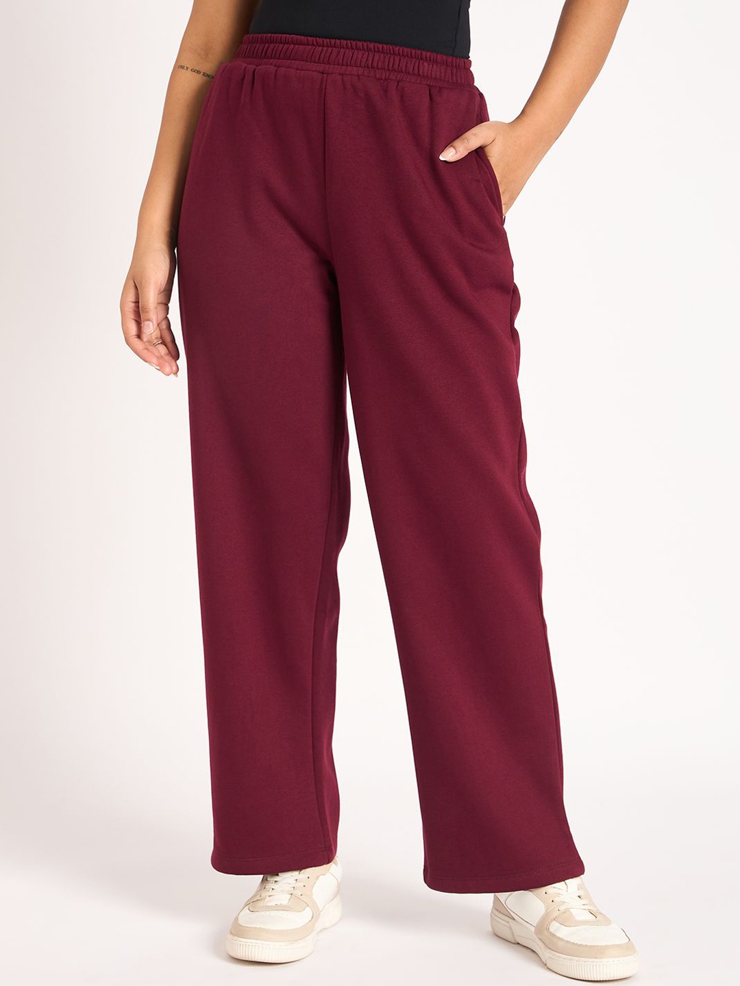 

FEMMELLA Women Cotton Straight Fit Track Pant, Maroon