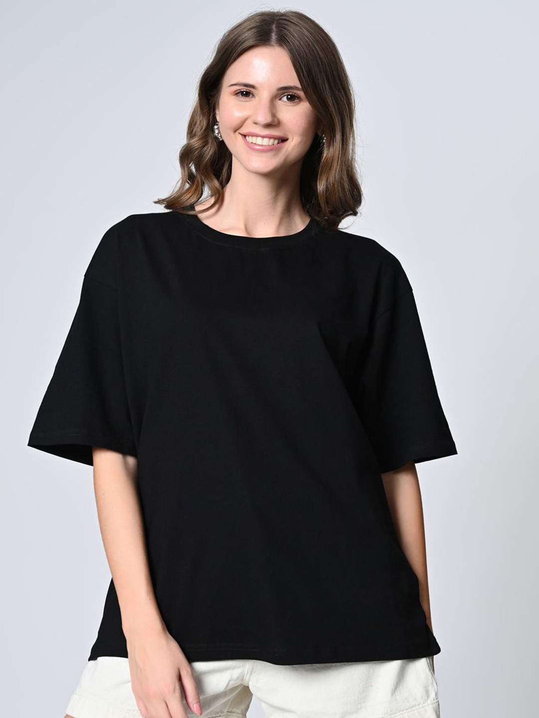 

OWL MINK Women Drop-Shoulder Sleeves Pockets T-shirt, Black