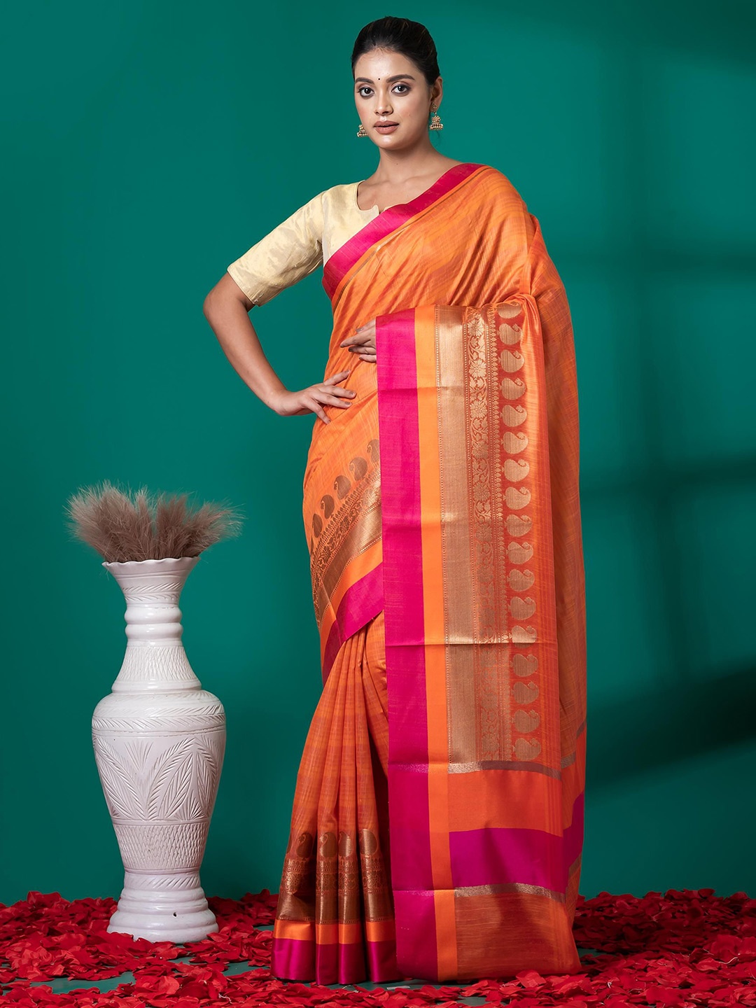 

VIBHAVARI Floral Silk Cotton Fusion Saree, Orange