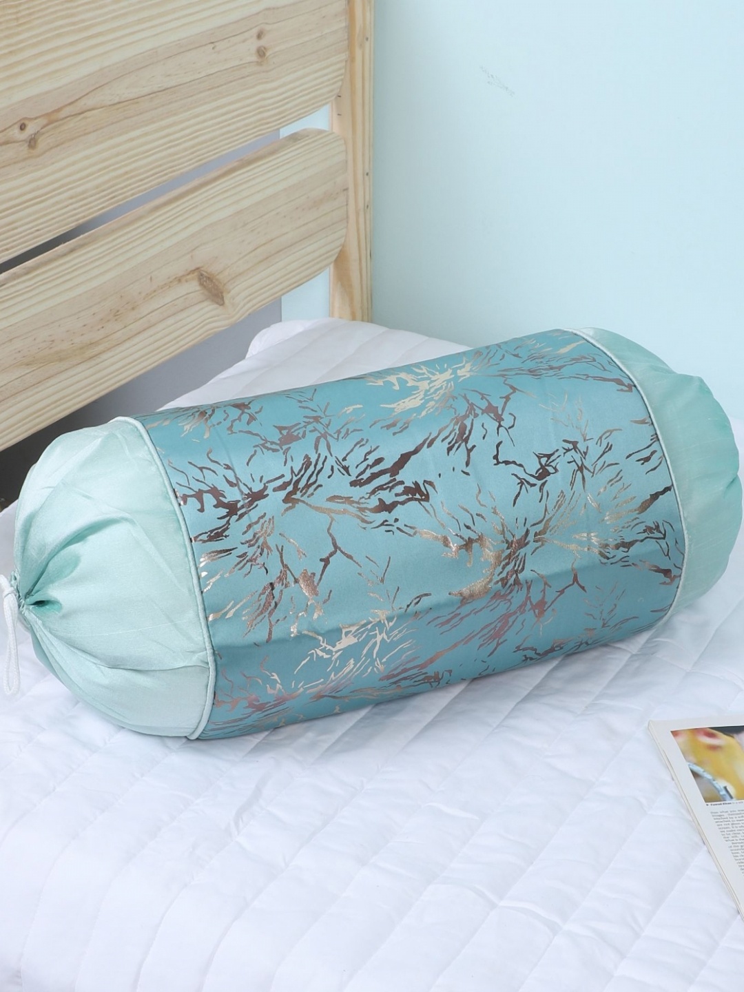 

MFD HOME FURNISHING Blue Printed Velvet Bolster Cover