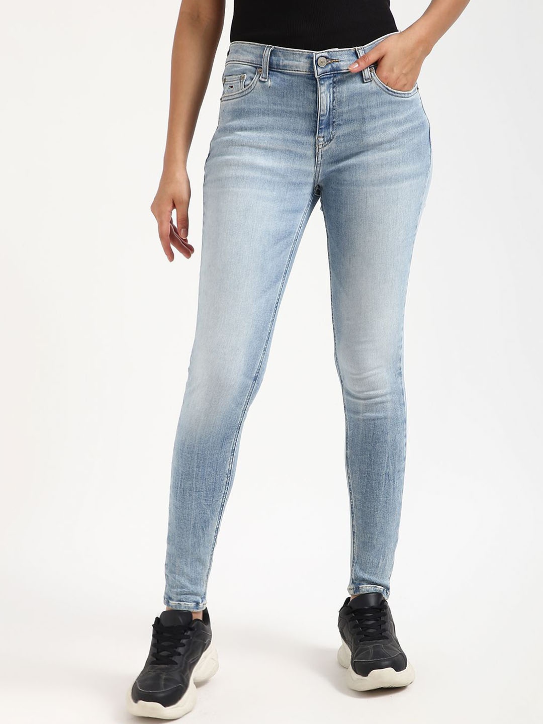 

Tommy Hilfiger Women Heavy Fade Skinny Fit Stretchable Jeans, Blue