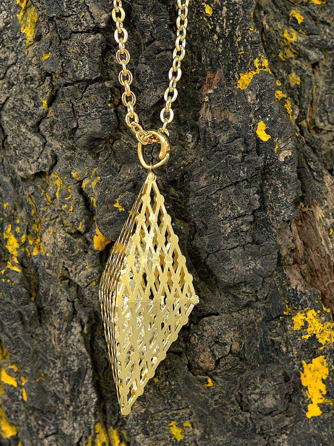 

MEMOIR Gold-Plated Geometric Pendants with Chains